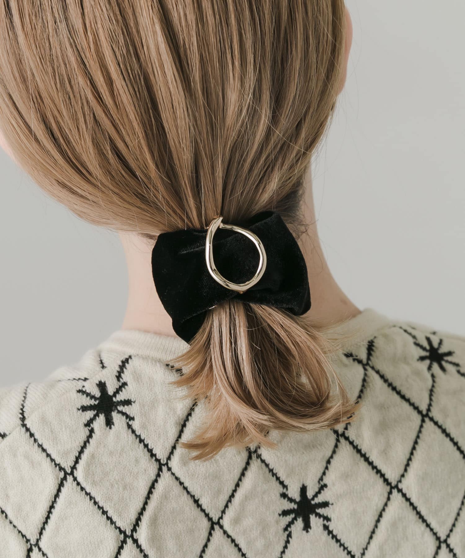 ニュアンスメタルベロアヘアカフ