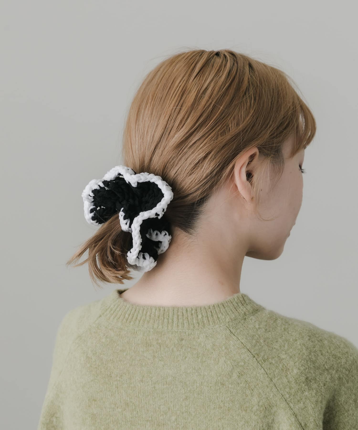 バイカラーニットシュシュ BK/WH -