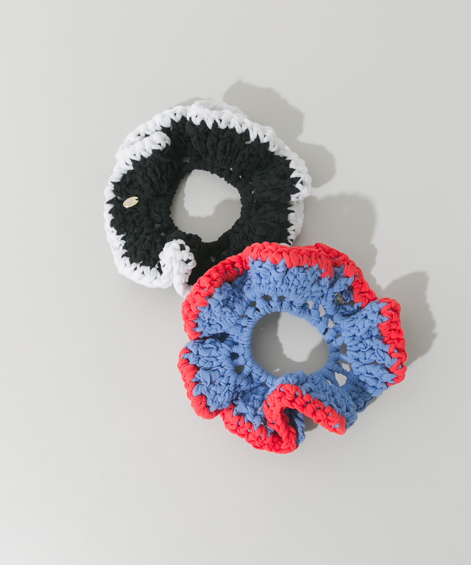 バイカラーニットシュシュ BK/WH -