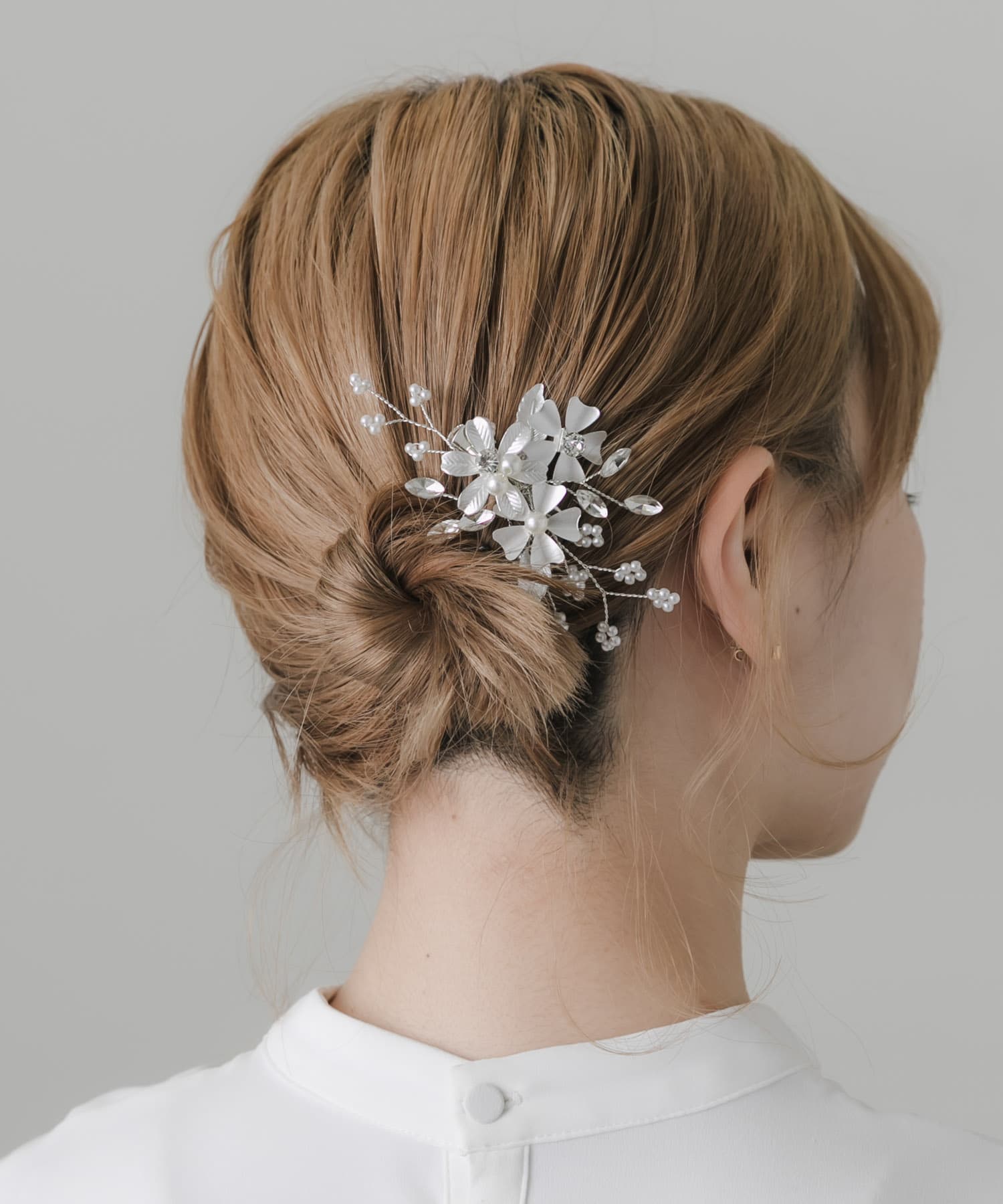 メタルフラワーモチーフヘアクリップ
