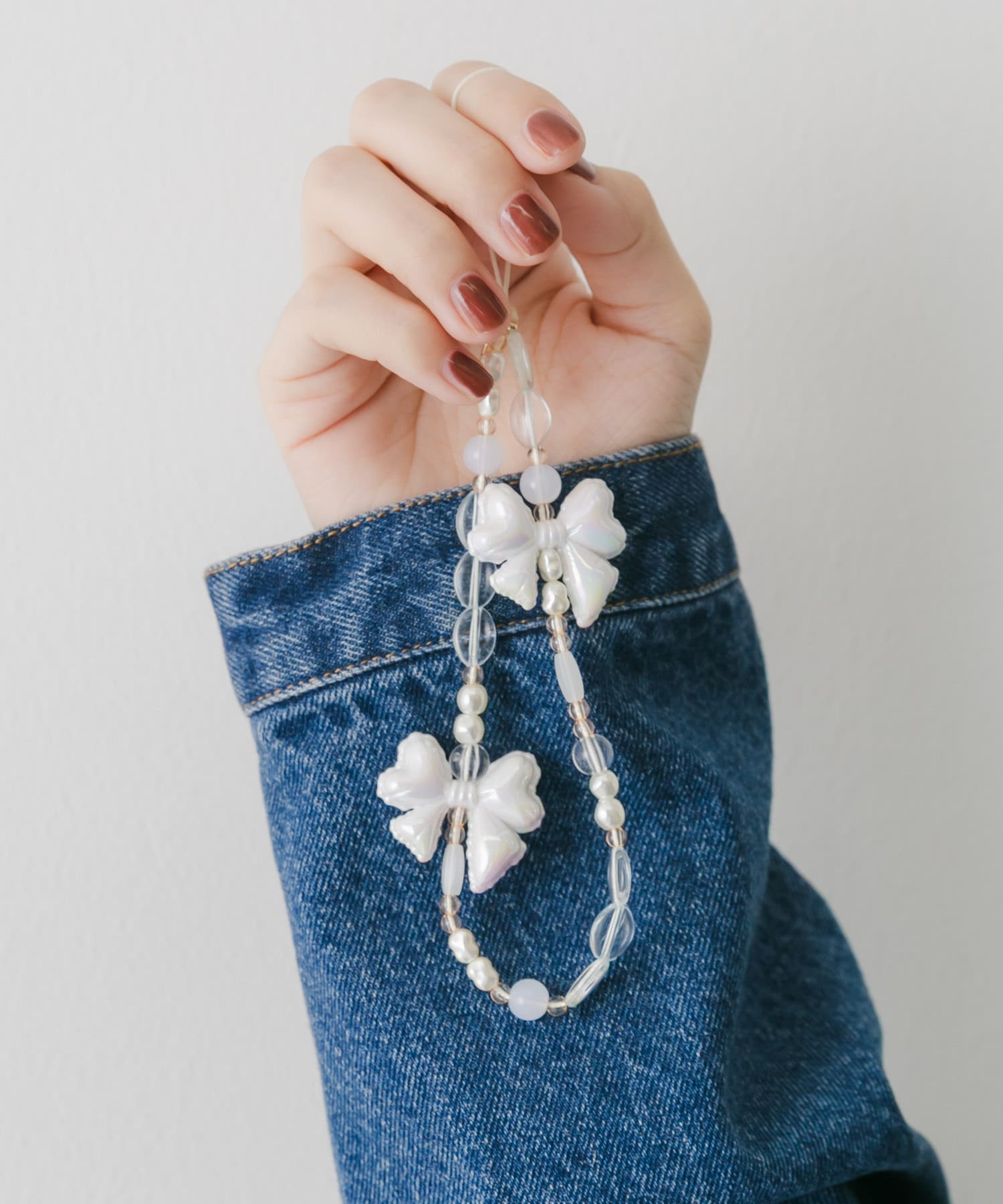 リボンモチーフビーズストラップ WHT -