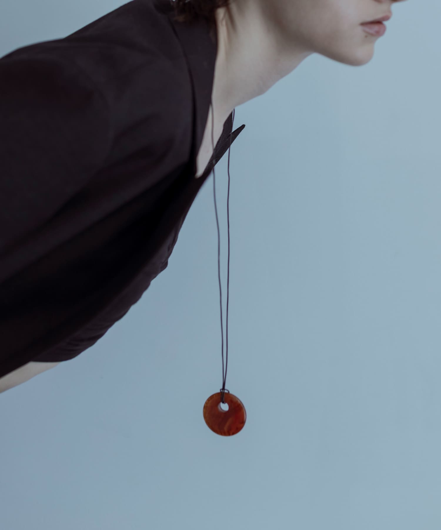 SMELLY so' carnelian cord necklace(- RED/BLK): アクセサリー｜URBAN