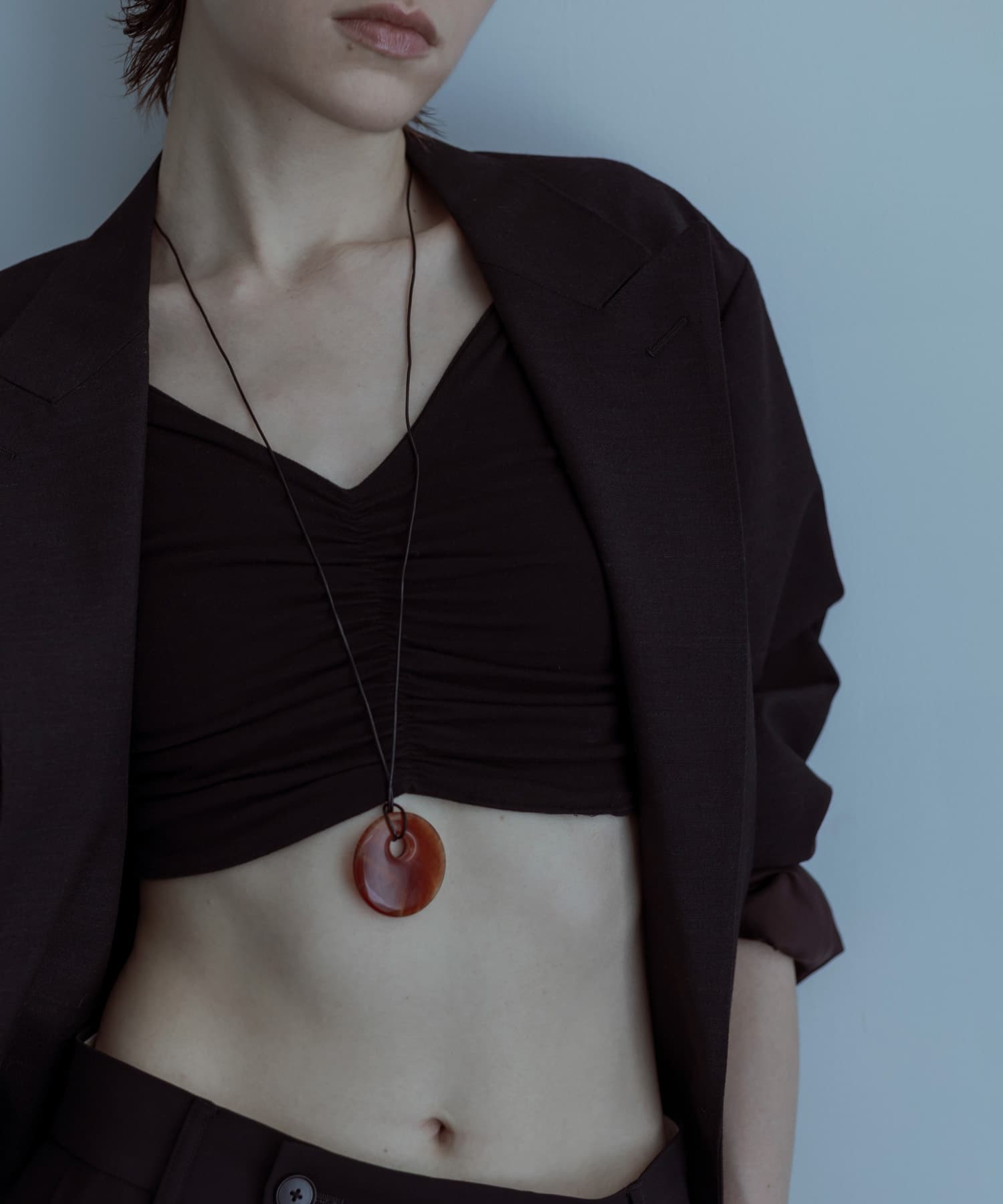 SMELLY so' carnelian cord necklace(- RED/BLK): アクセサリー｜URBAN