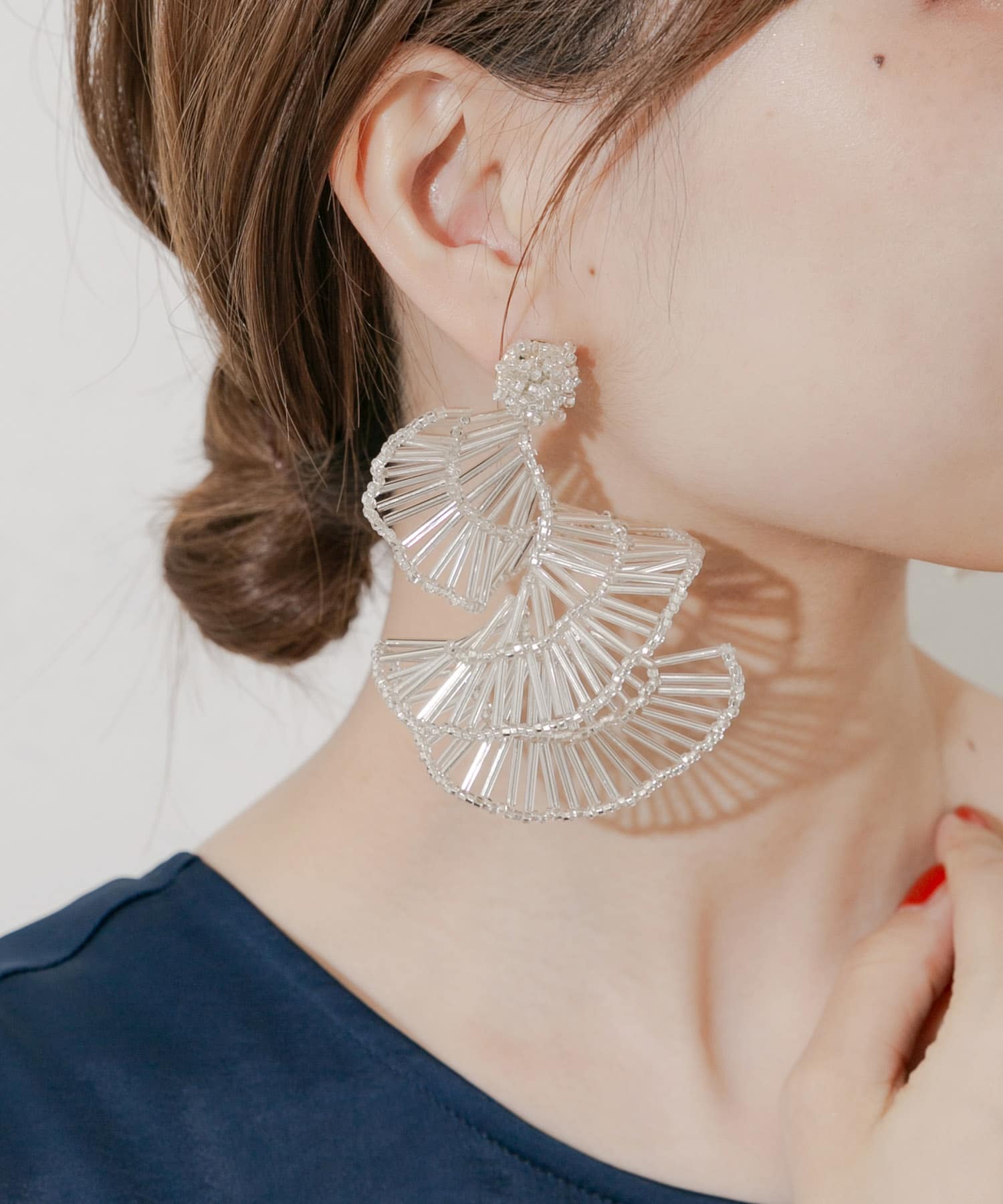 スパイラルビーズデザインピアス