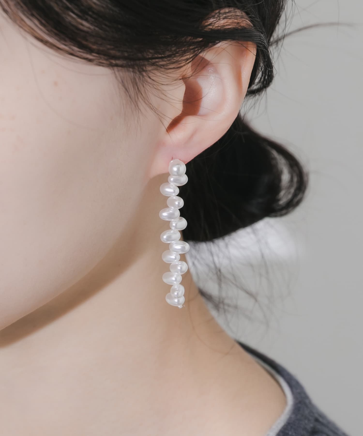 オーバルパールピアス