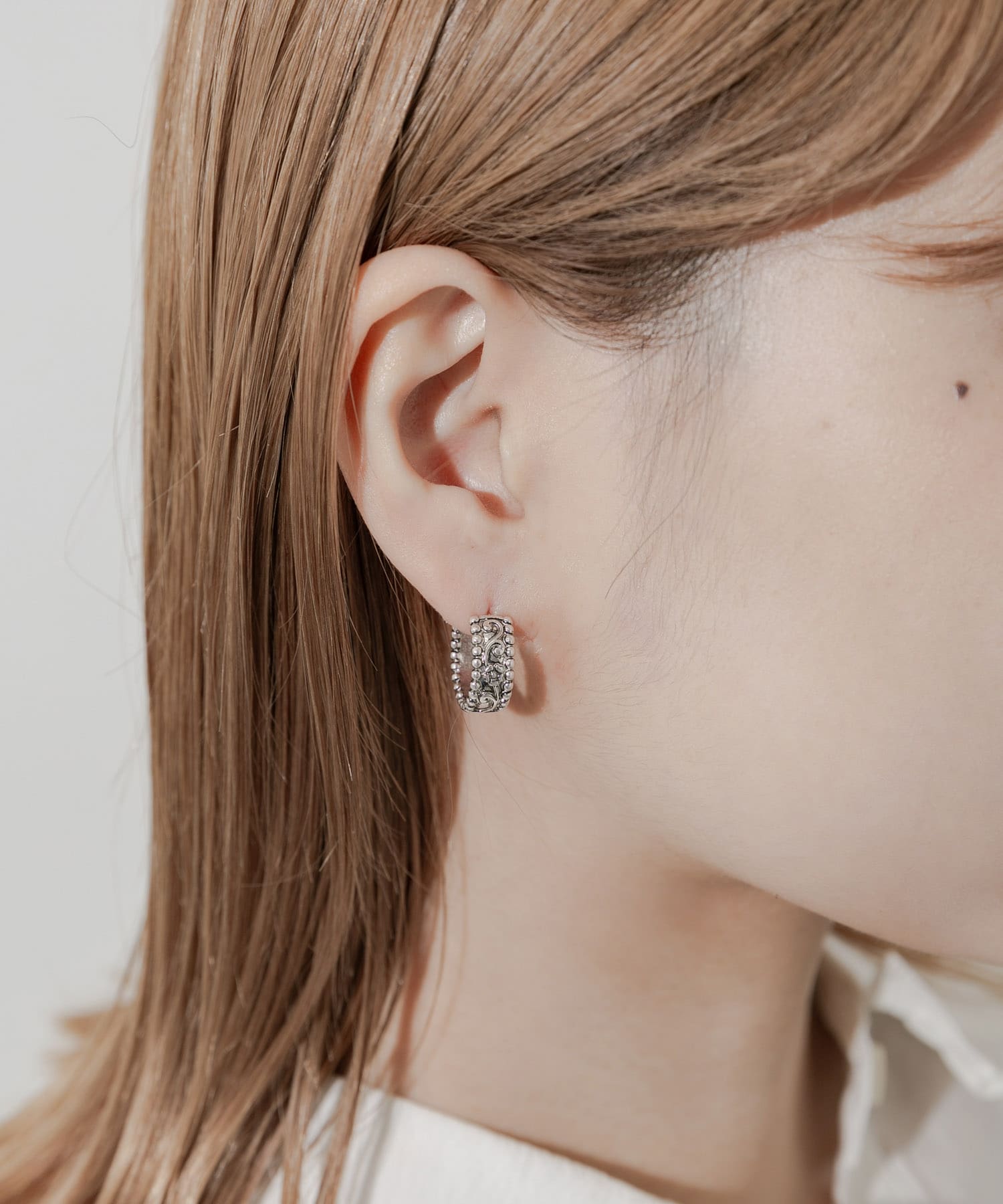 ヴィンテージチックワンタッチフープピアス SLV -