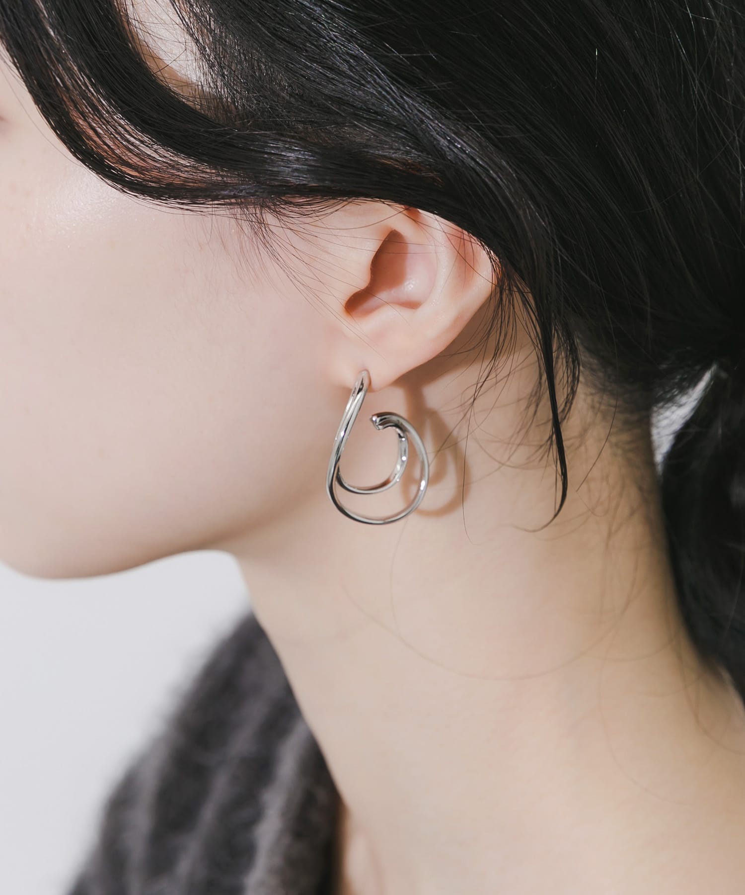 超特急 カイ keenandintense フープ ピアス 新品未開封 ニュアンスメタルレイヤードフープピアス(- SLV): アクセサリー｜URBAN