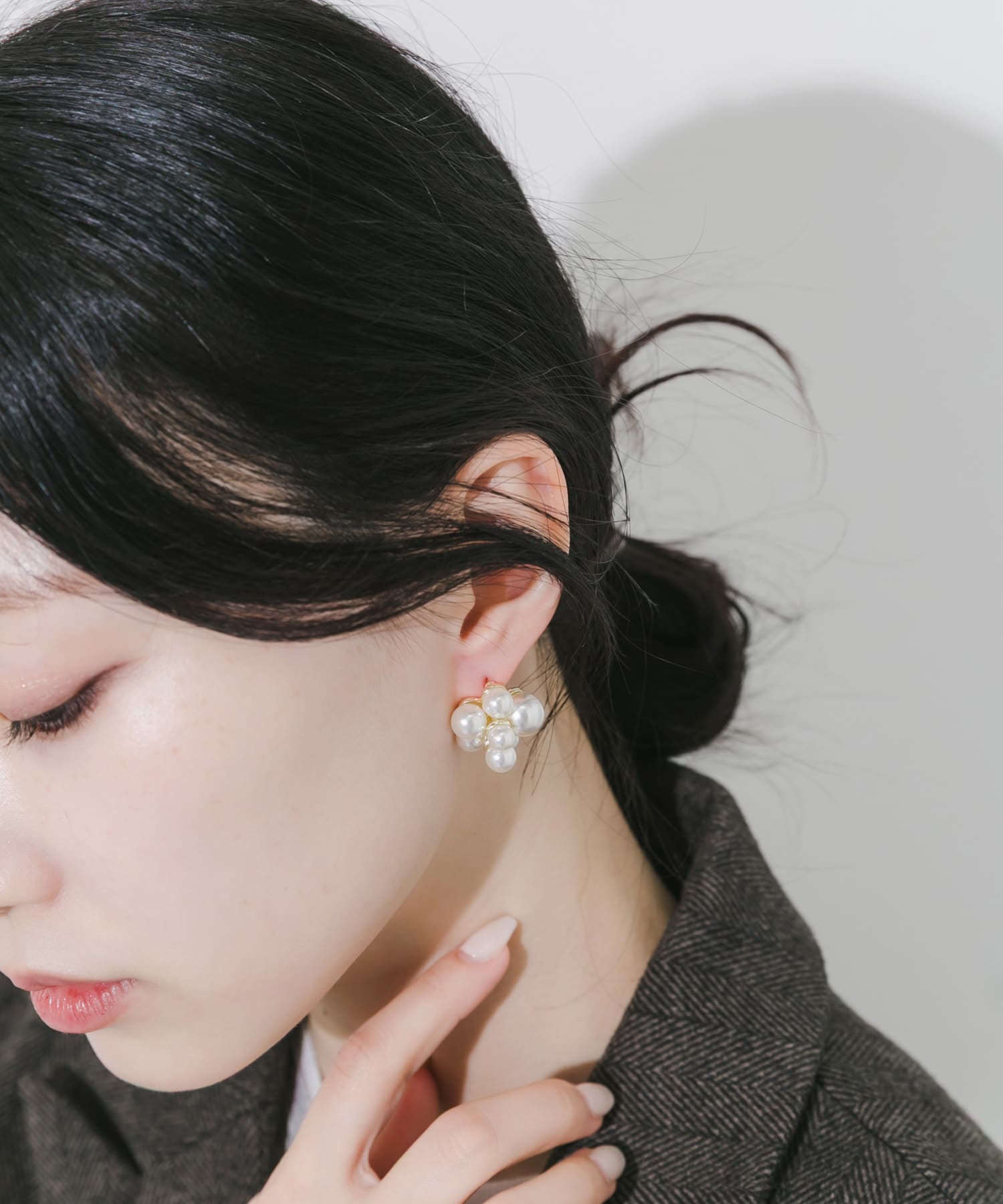 パールボリュームピアス WH/GD -