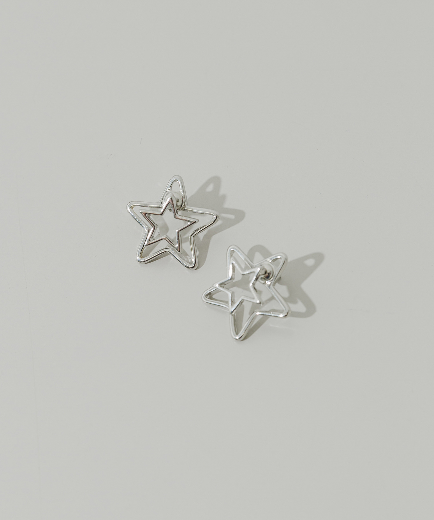 ダブルスターピアス