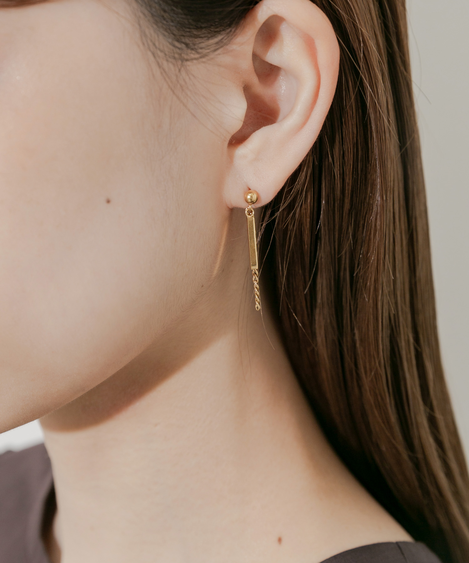 ステンレススクエアバーピアス GLD -