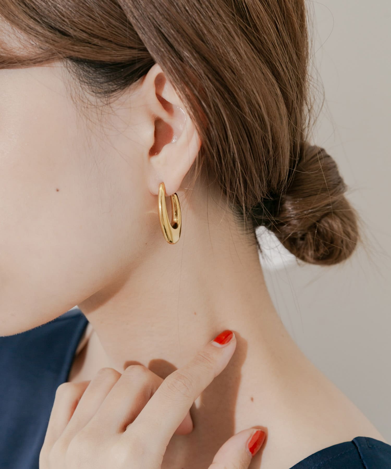 ステンレスオーバルフープピアス