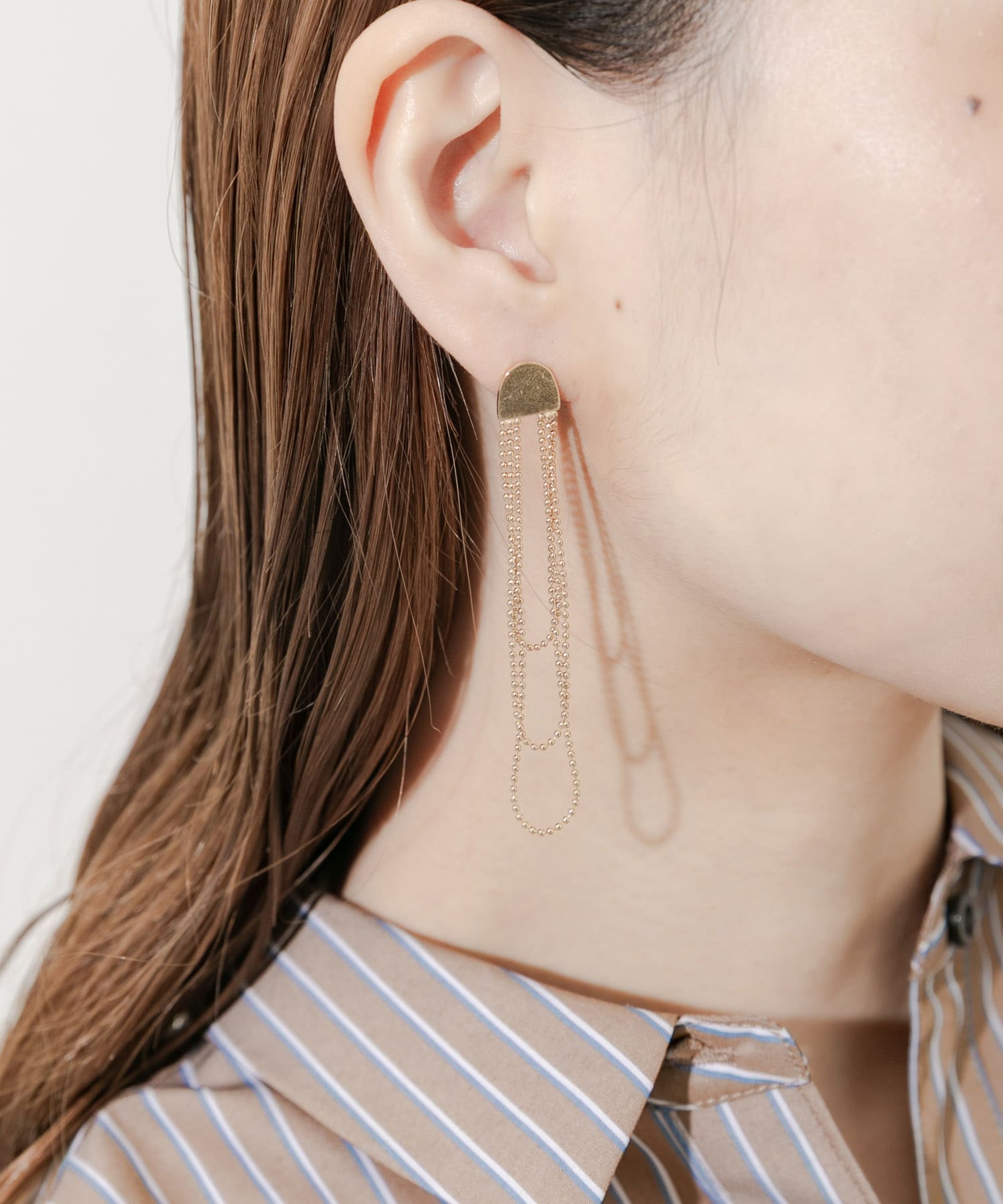 トリプルチェーンロングピアス GLD -