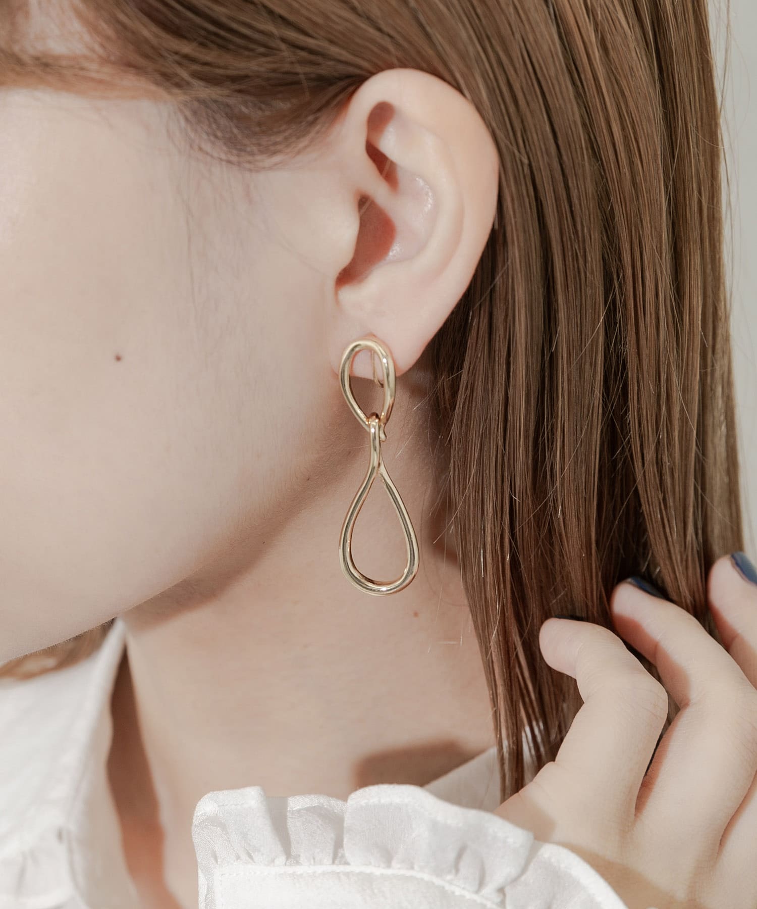 メタルドロップデザインイヤリング GLD -