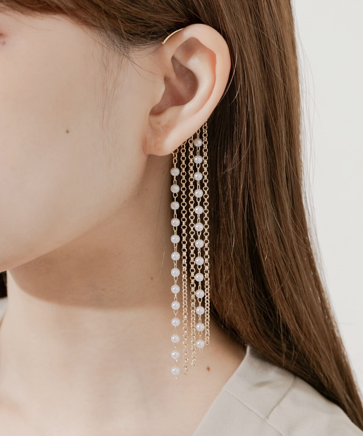 ロングチェーンパールイヤーフック