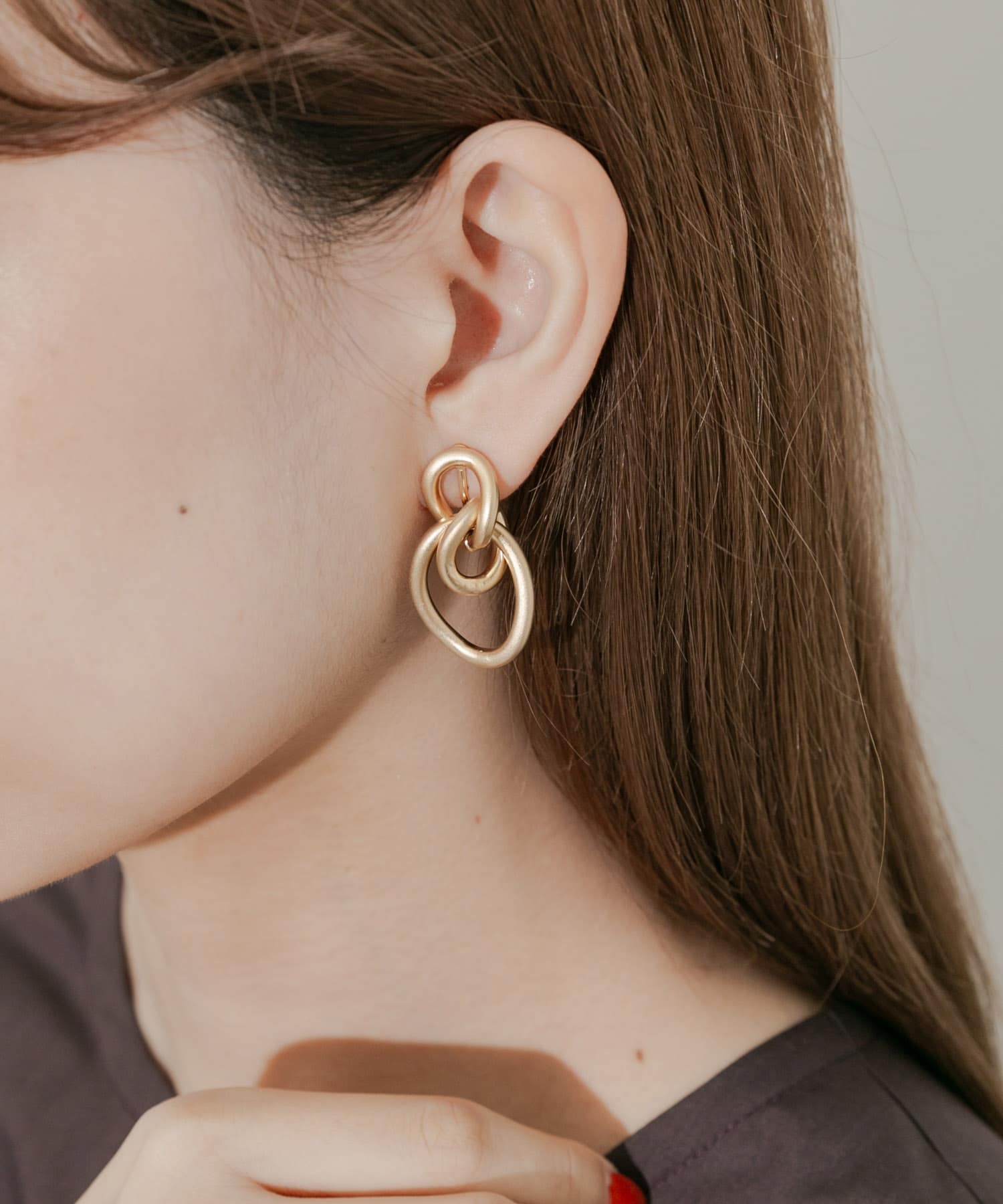 トリプルサークルデザインイヤリング