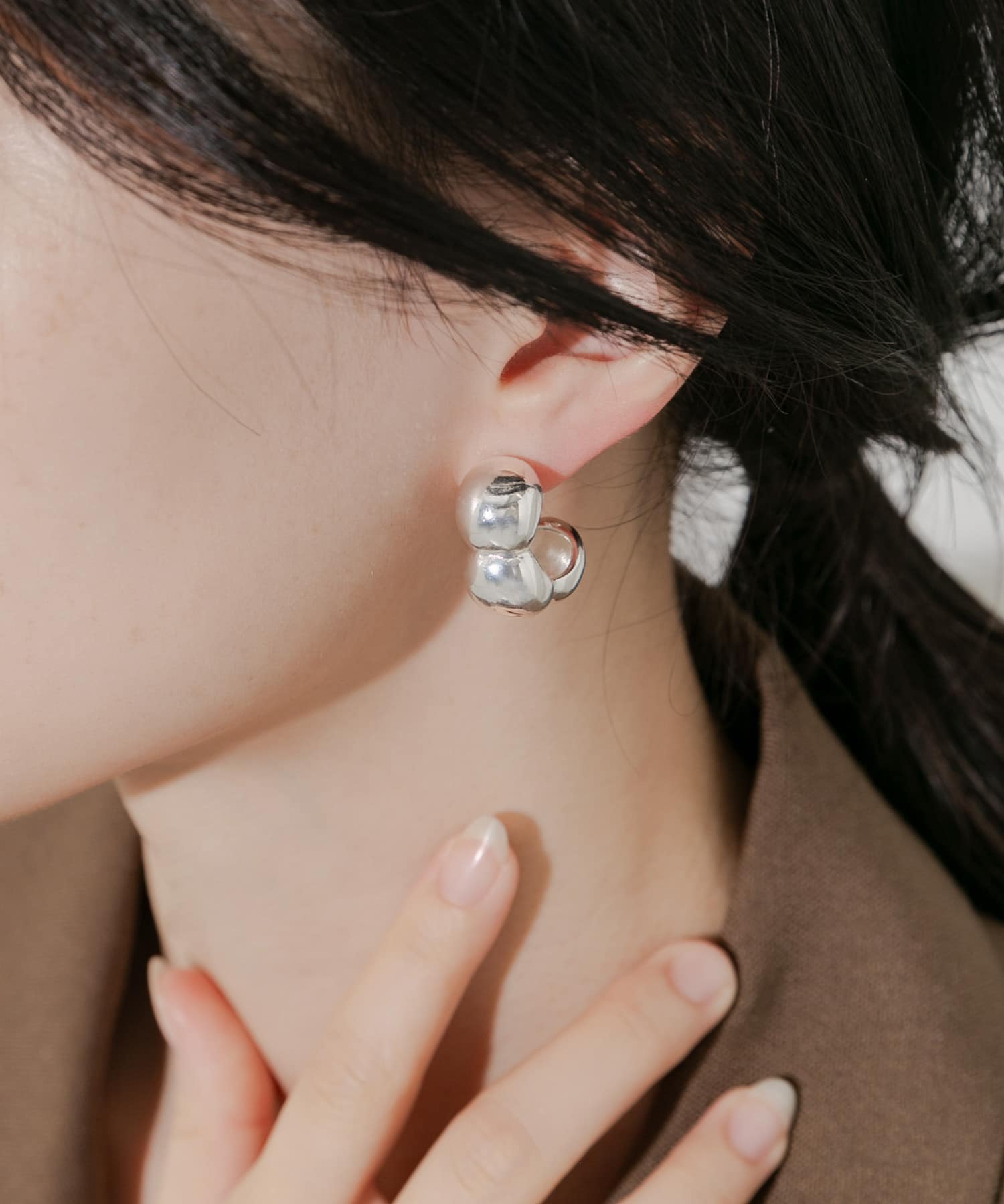 メタルデザインボリュームイヤリング SLV -