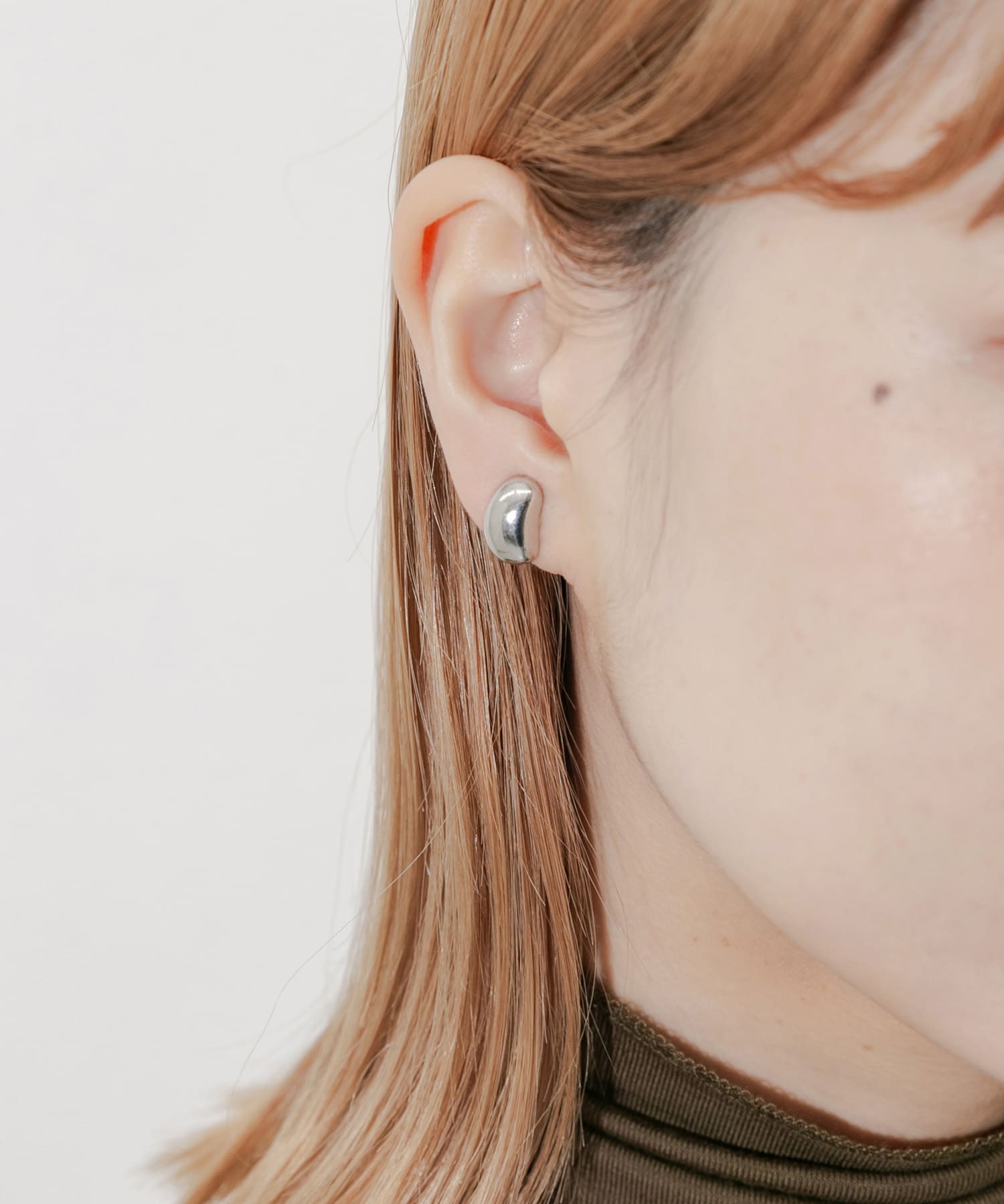 メタルプックリミニイヤリング SLV -