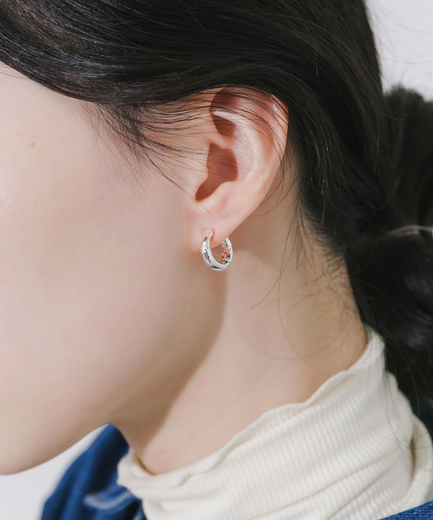 メタルバンブーワンタッチフープイヤリング SLV -