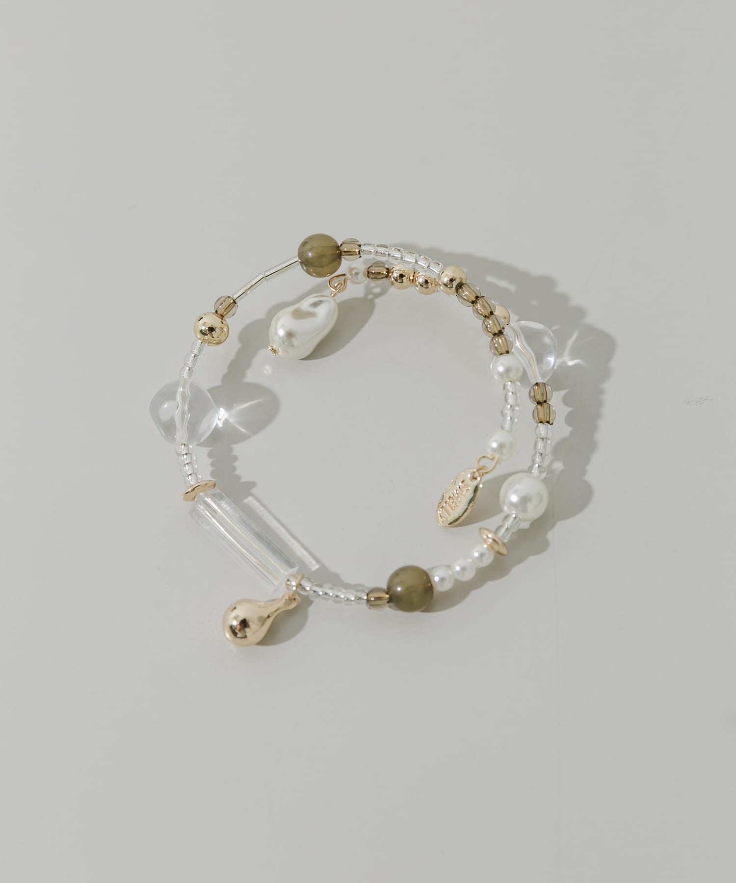 マルチビーズカフブレスレット