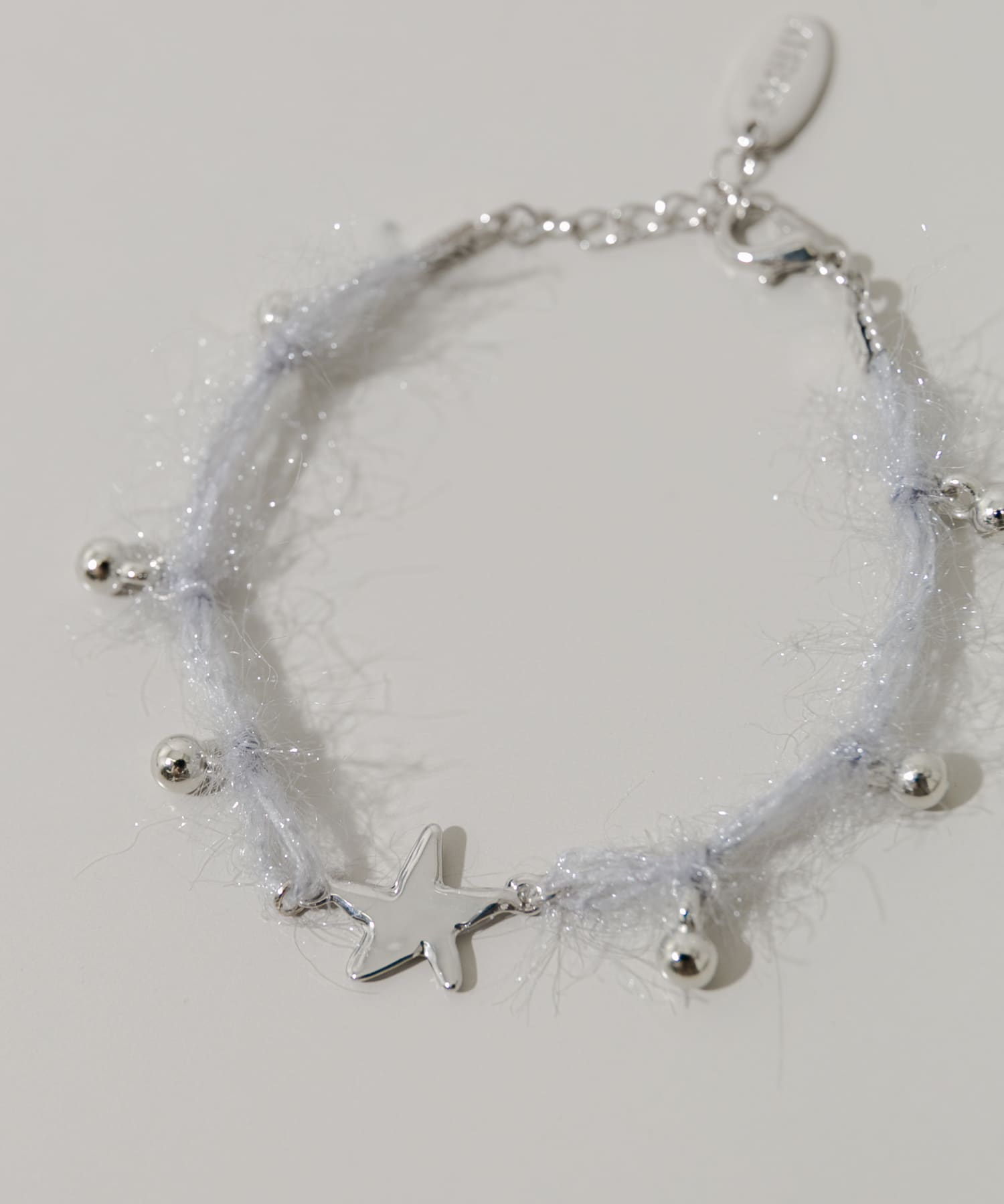 ウールヤーンチャームブレスレット