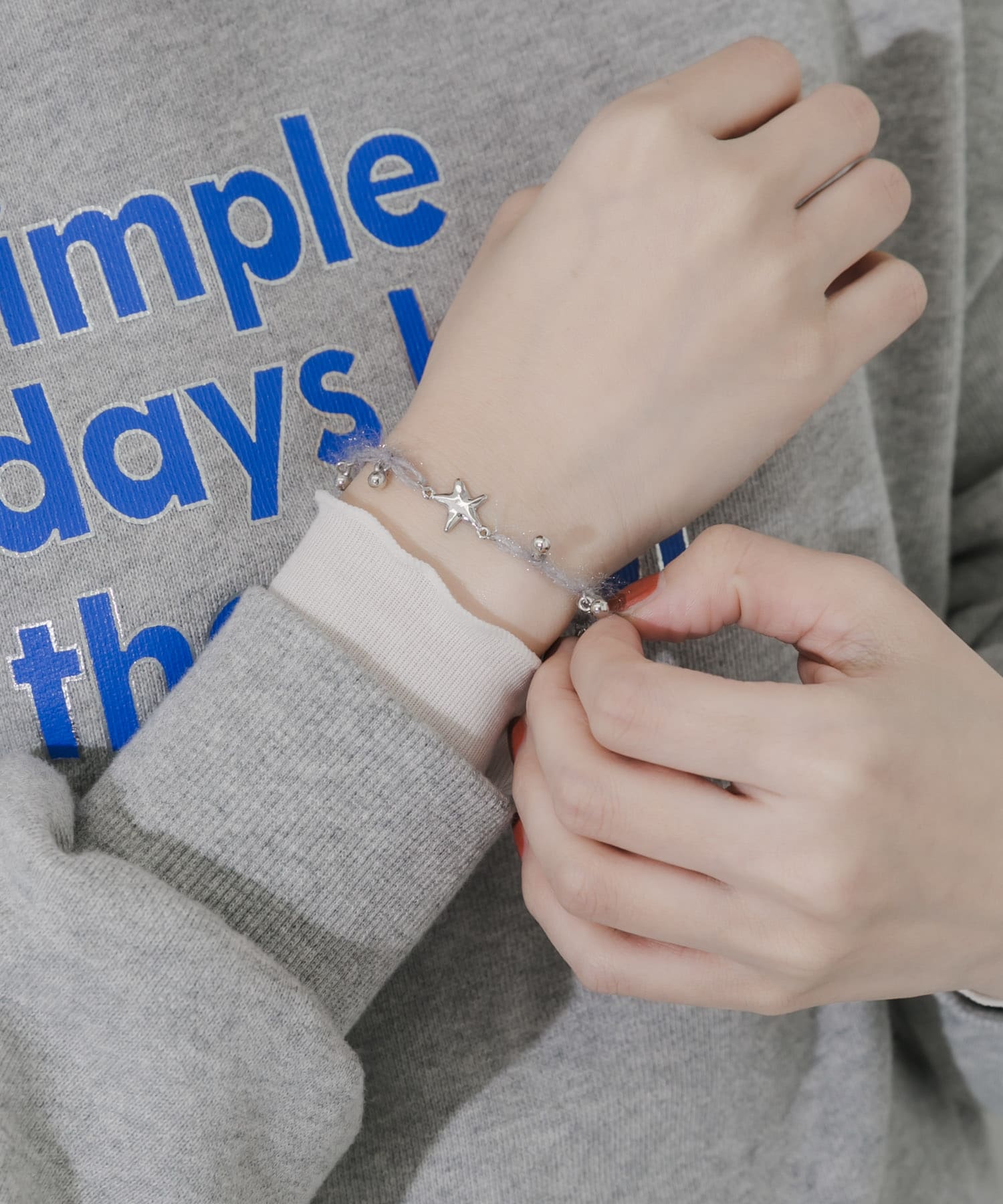 ウールヤーンチャームブレスレット GRY -