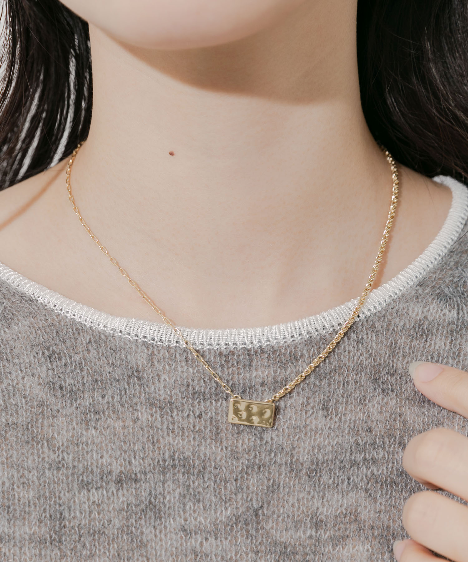 スクエアプレートトップネックレス GLD -