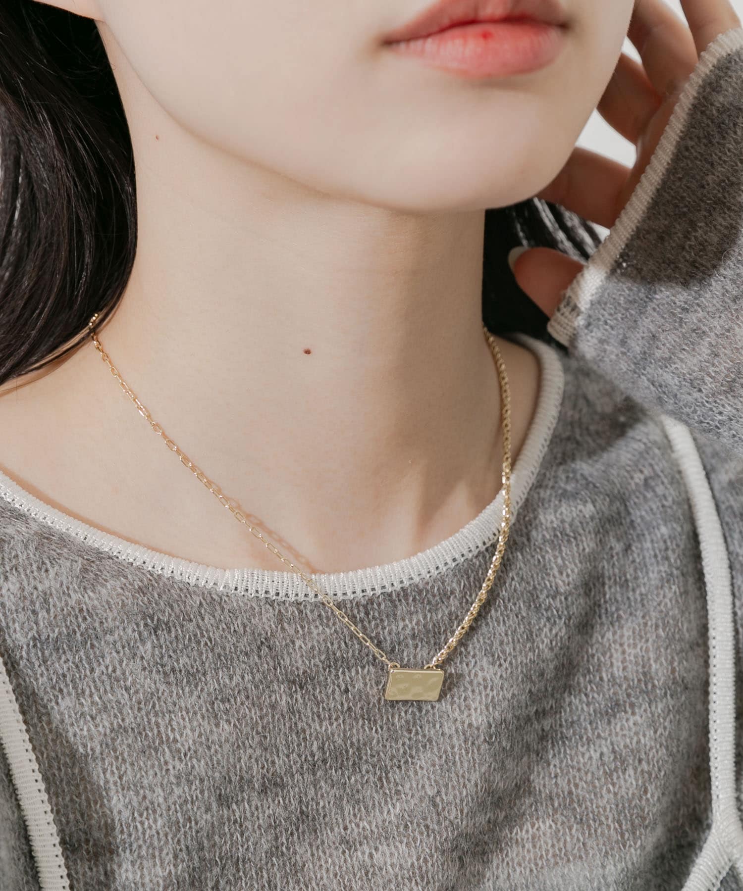 スクエアプレートトップネックレス GLD -
