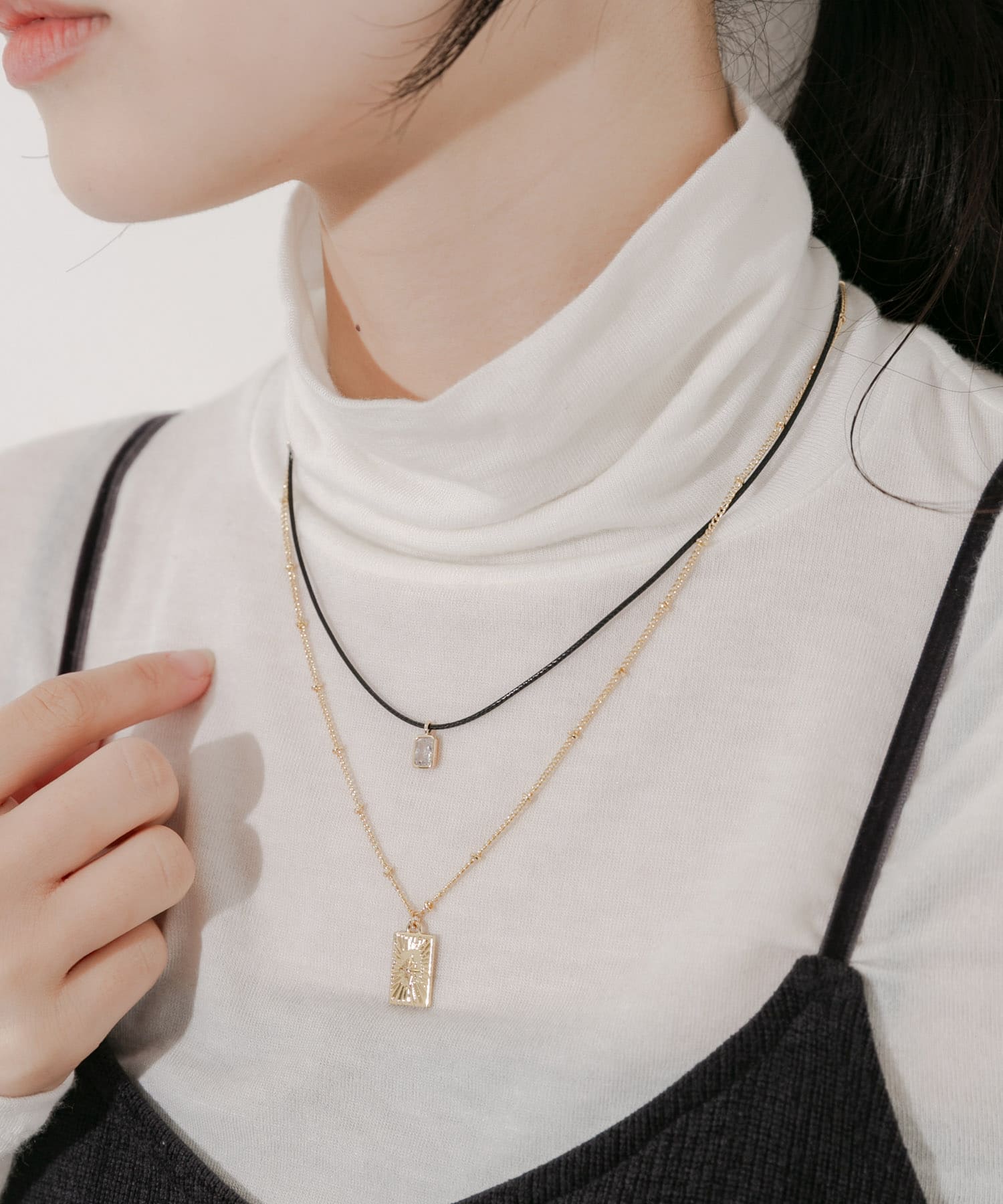 チャームコードレイヤードネックレス