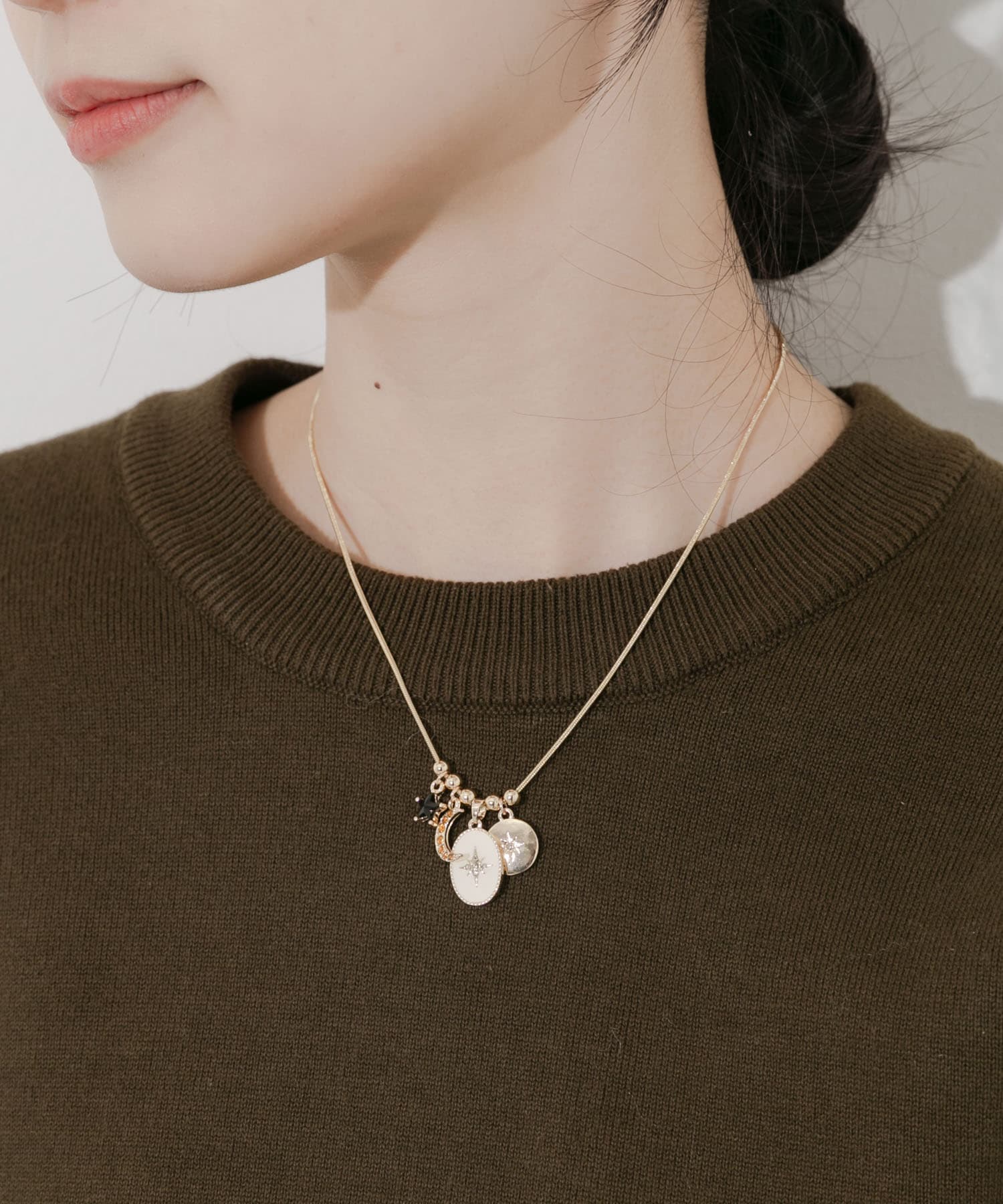 スパークルマルチチャームネックレス GLD -