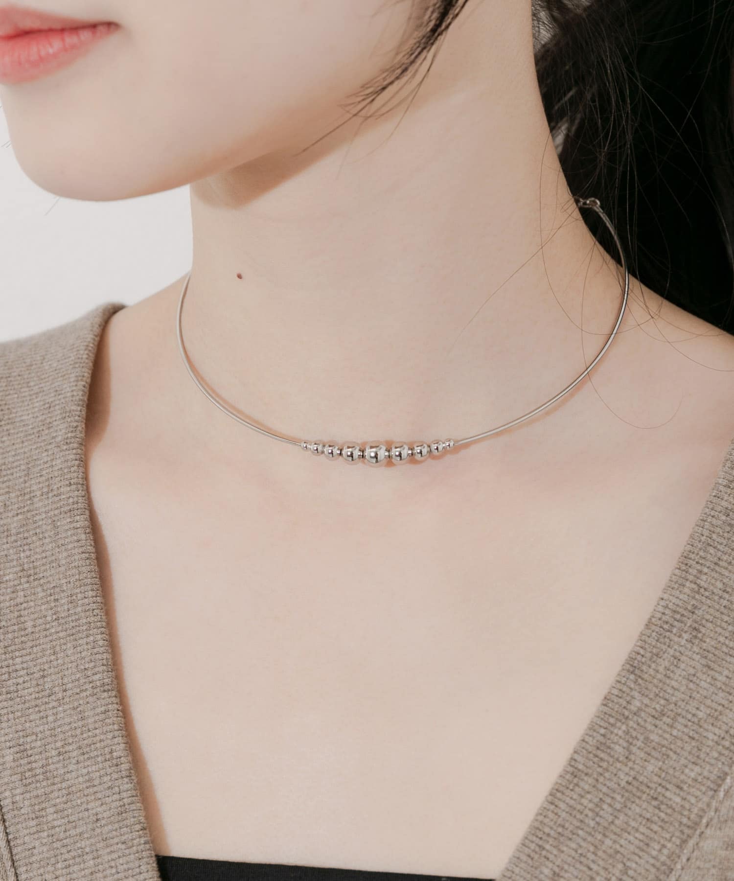 メタルボールチョーカーネックレス