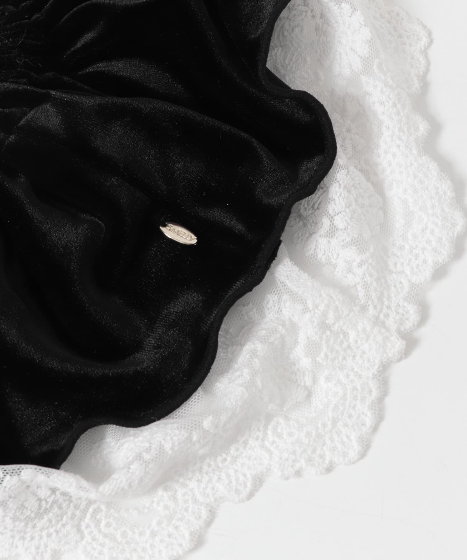 ベロアレースリバーシブルボリュームシュシュ BK/WH -