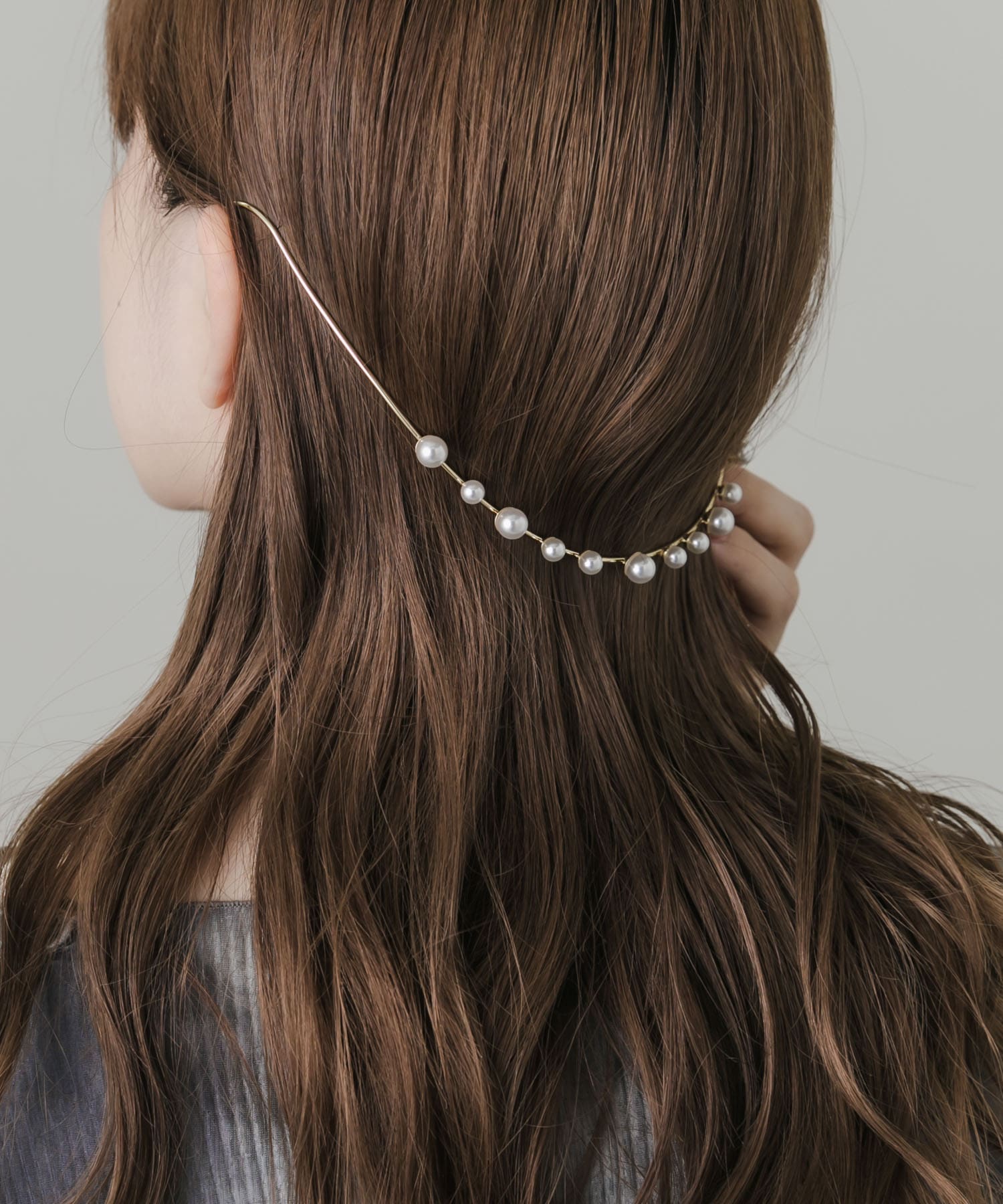 パールバックカチューシャ(- GD/WH): アクセサリー｜URBAN RESEARCH