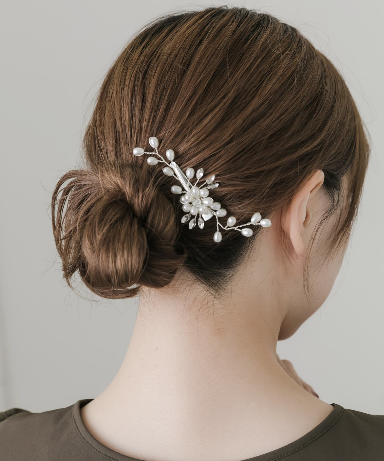 フラワーモチーフパールヘアクリップ WH/CL -