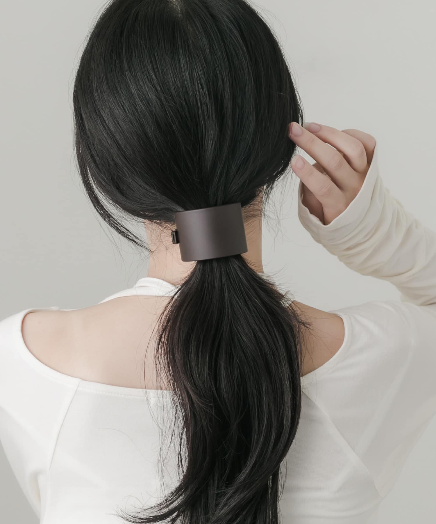 マットアーチヘアクリップ DBR -