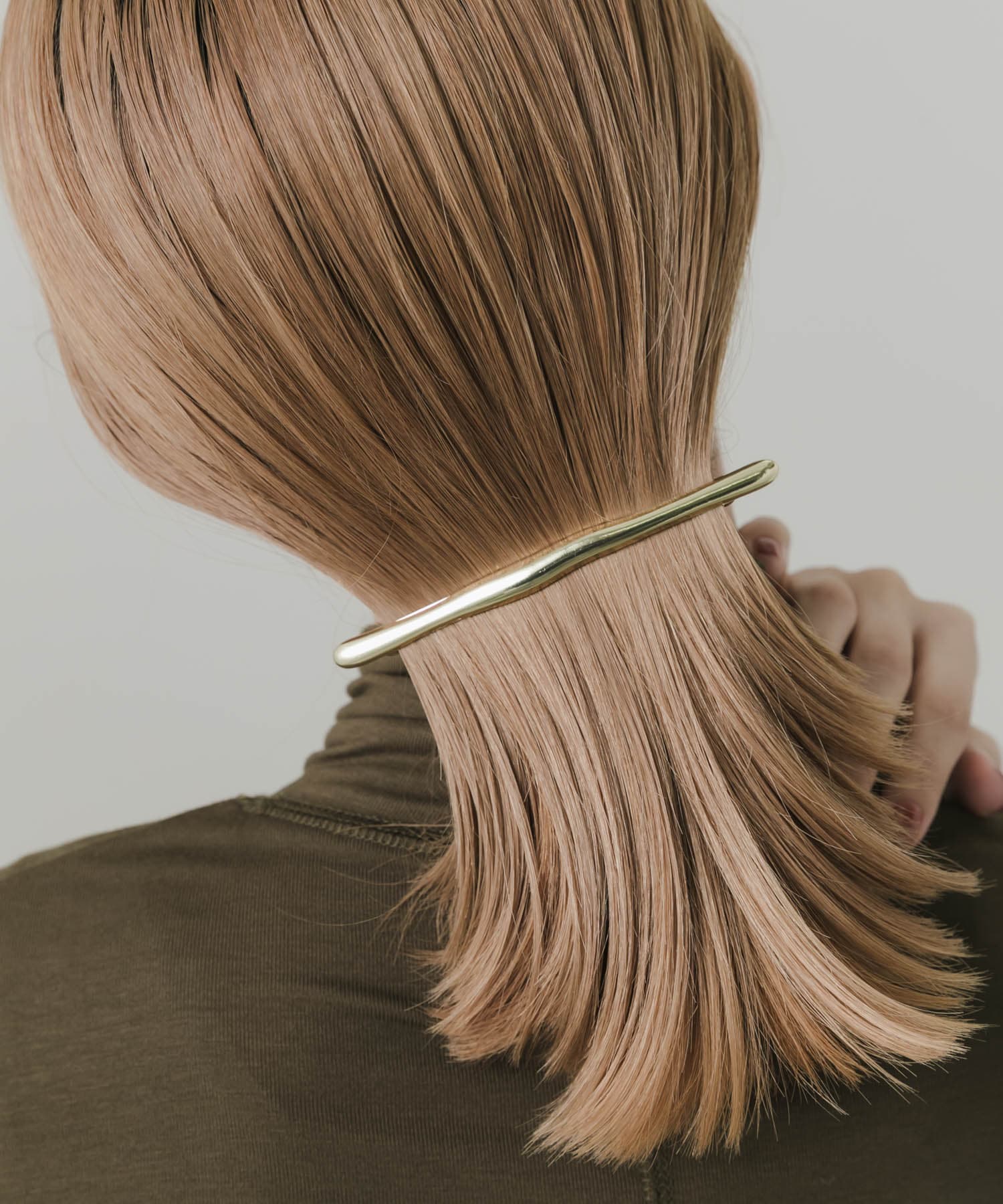 ニュアンスメタルバレッタ GLD -