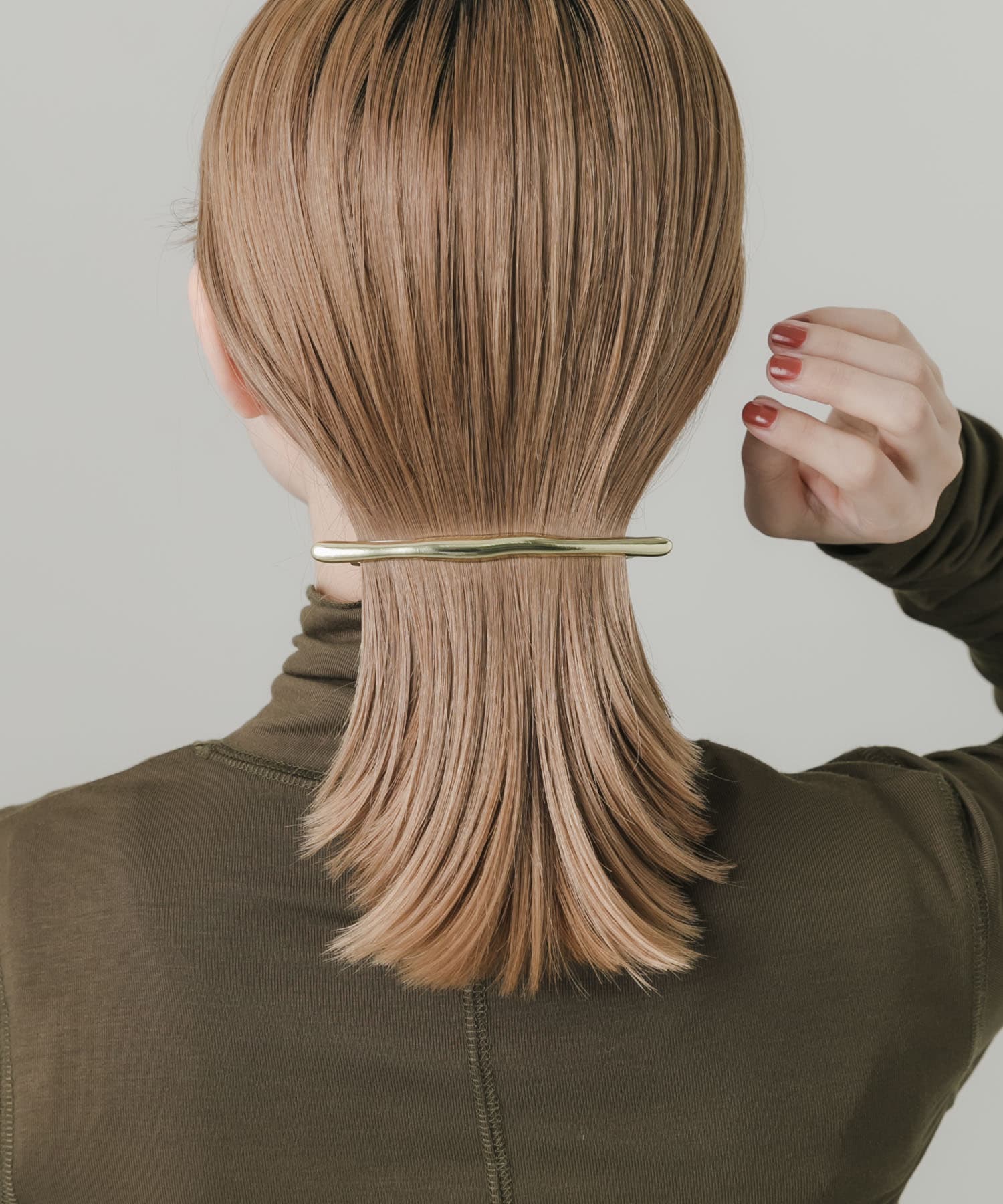 ニュアンスメタルバレッタ GLD -