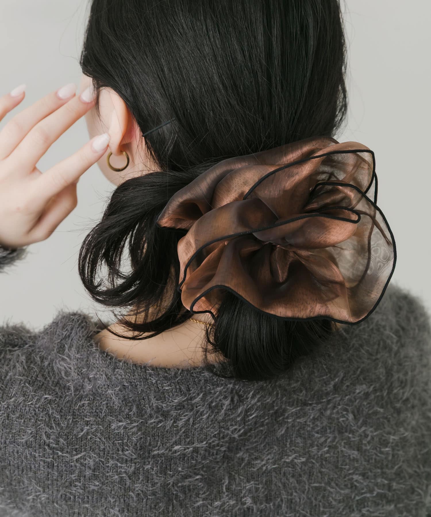 バイカラーシアーボリュームシュシュ BR/BK -