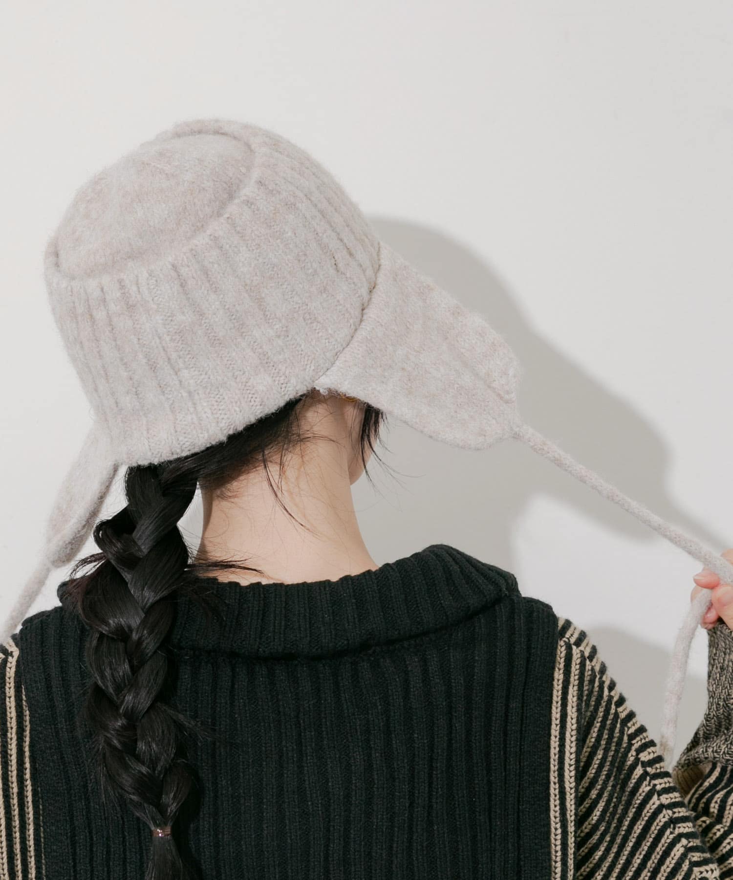 イヤーフラップニットキャップ BEG -