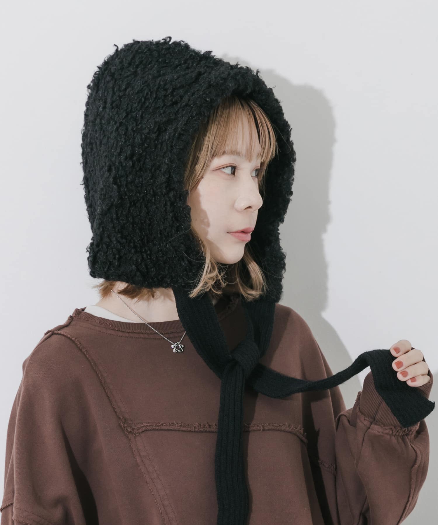 ループボアボンネット BLK -