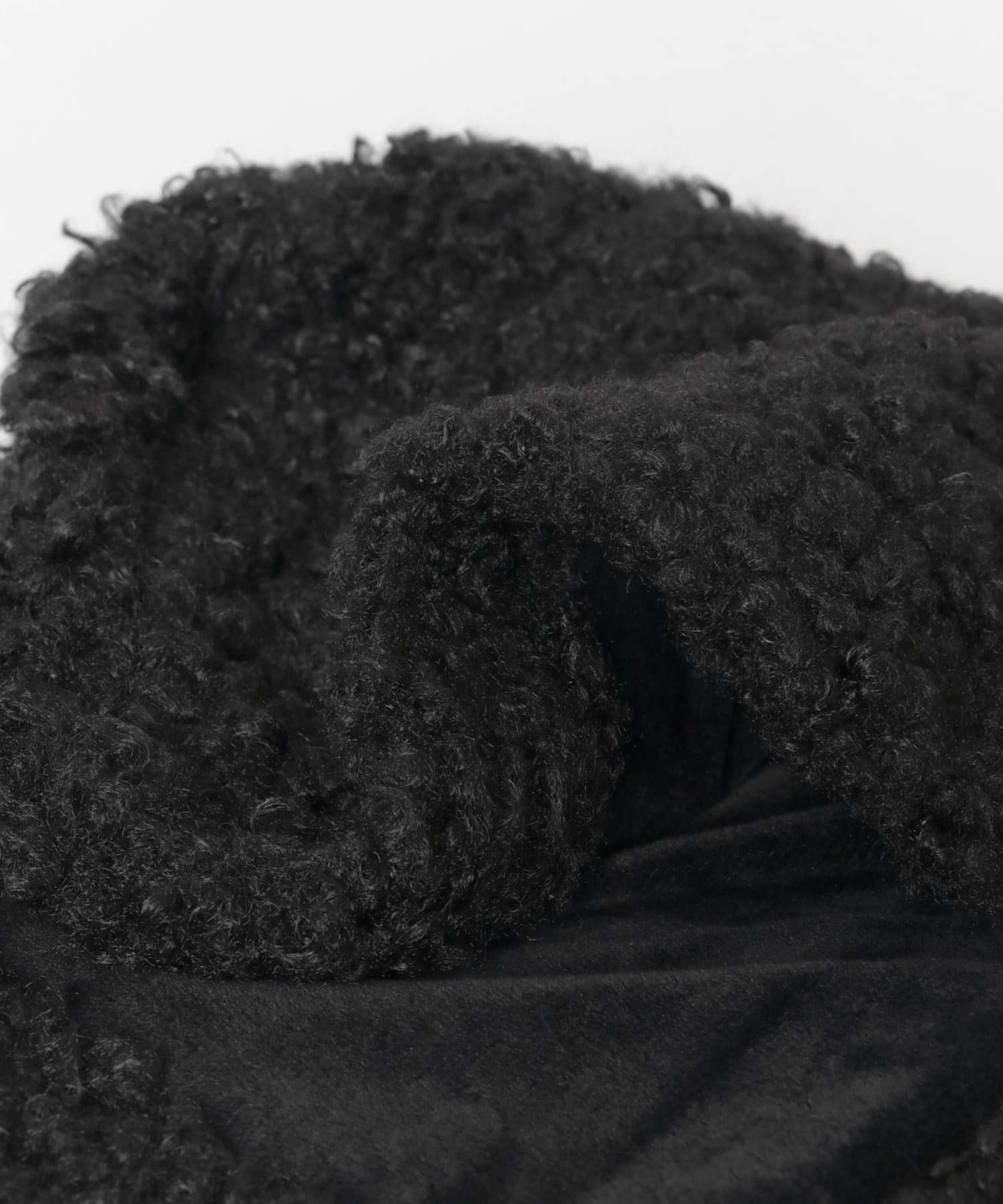 ループボアボンネット BLK -