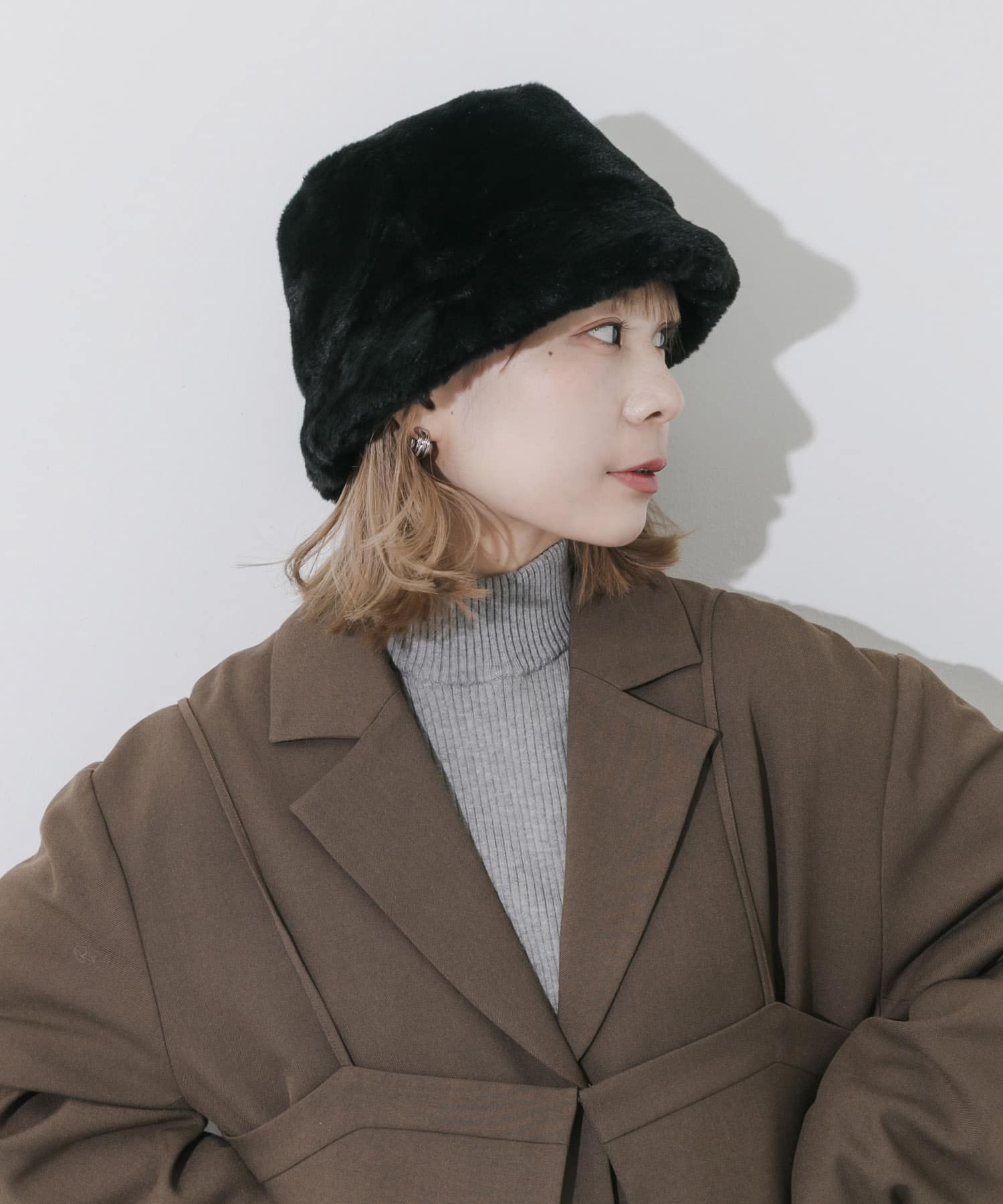 ファーバケットハット BLK -