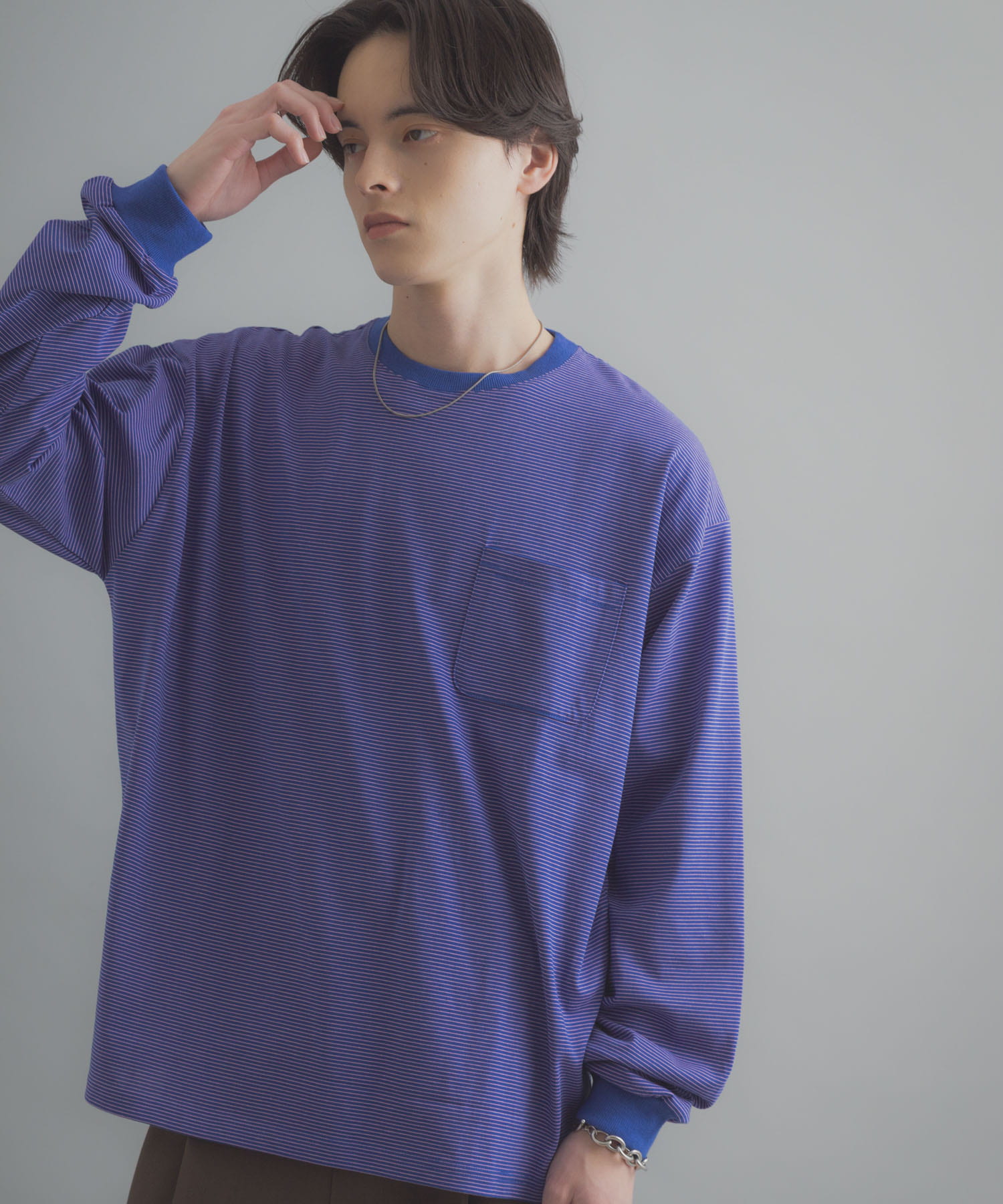 ピンボーダーロングスリーブTシャツ