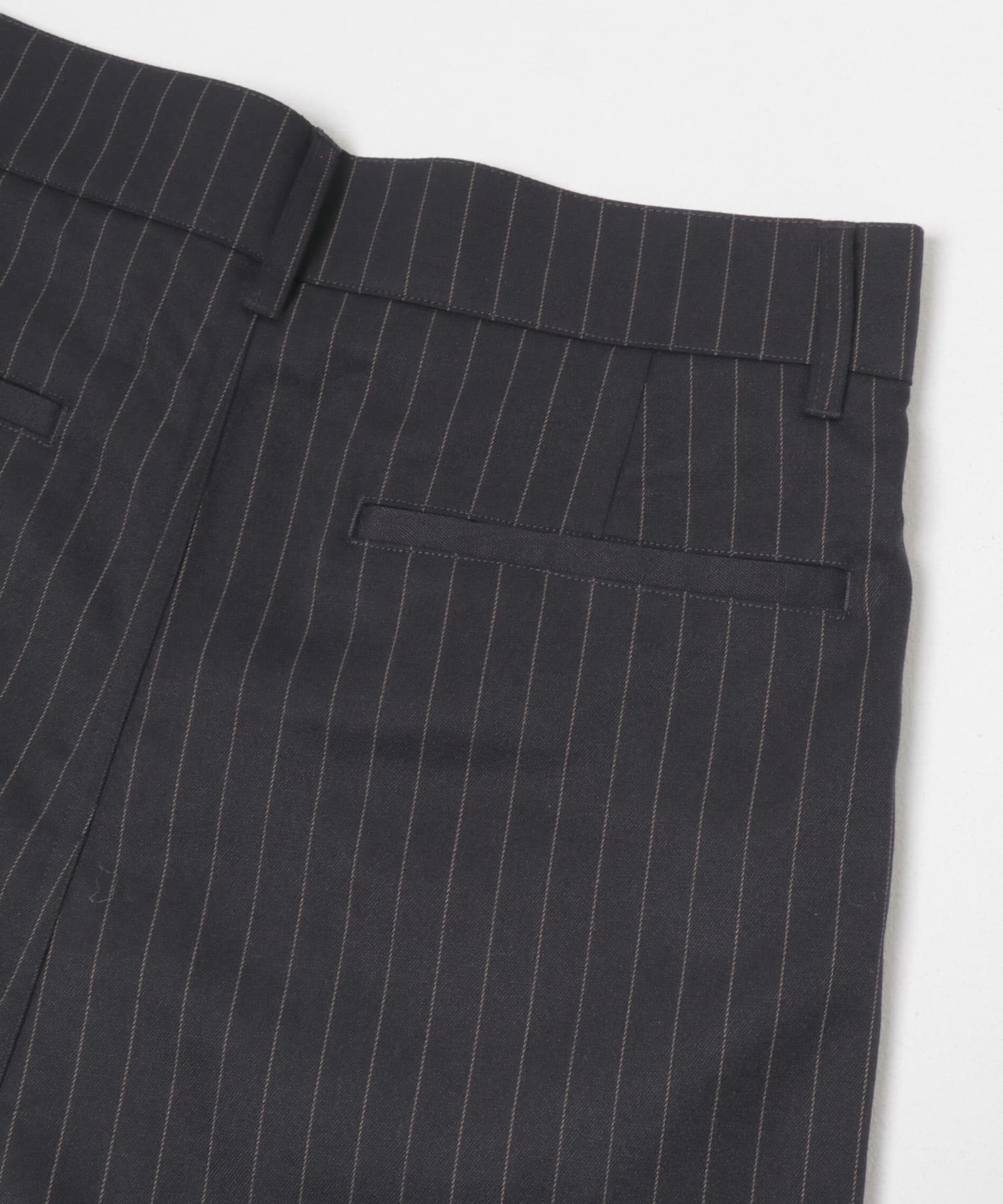 ラウンドポケットワンタックワイドスラックス NAVY ST M