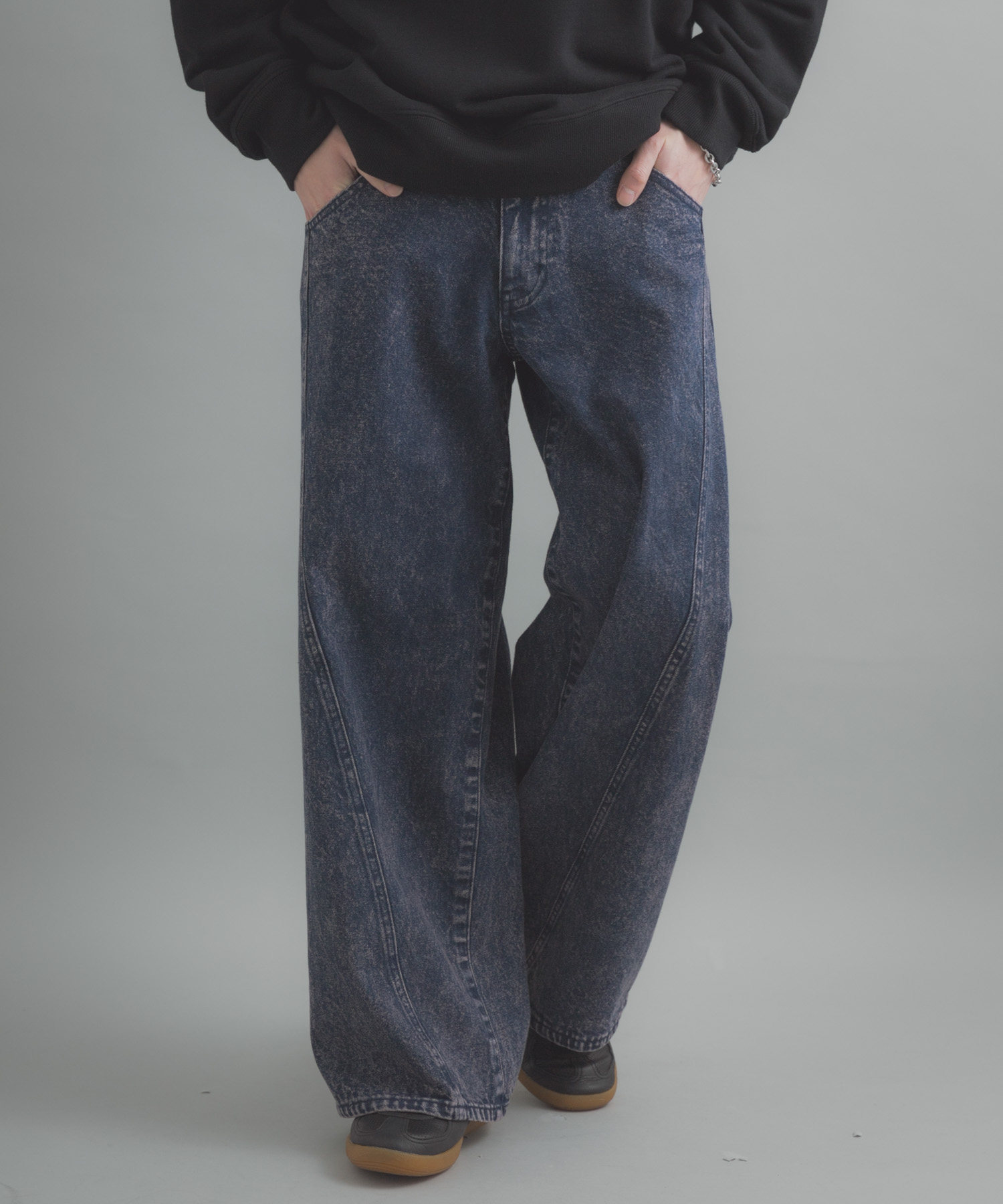 身長 : 173cm サイズ : L