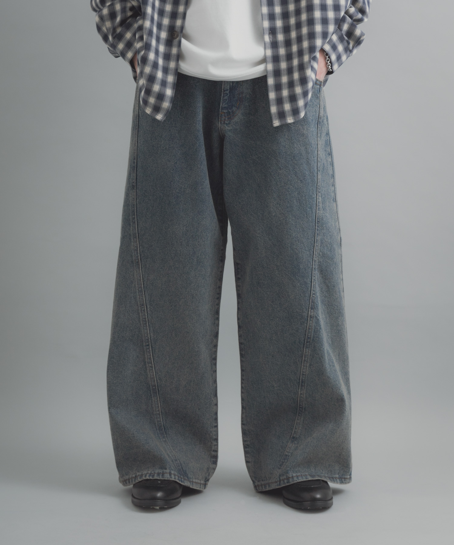 身長 : 173cm サイズ : L