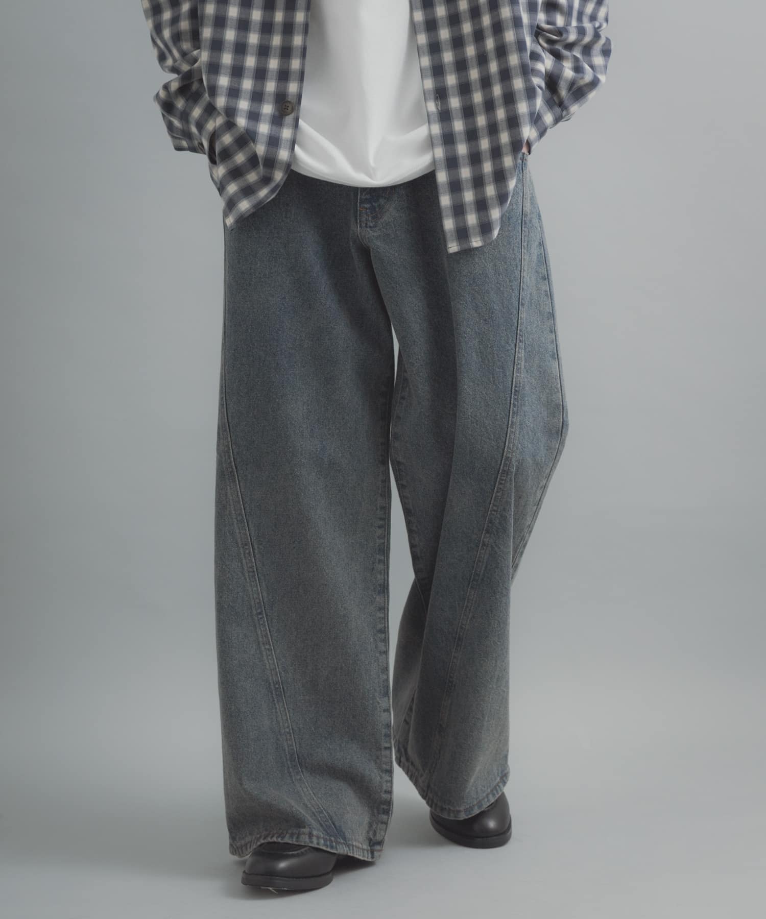 身長 : 173cm サイズ : L