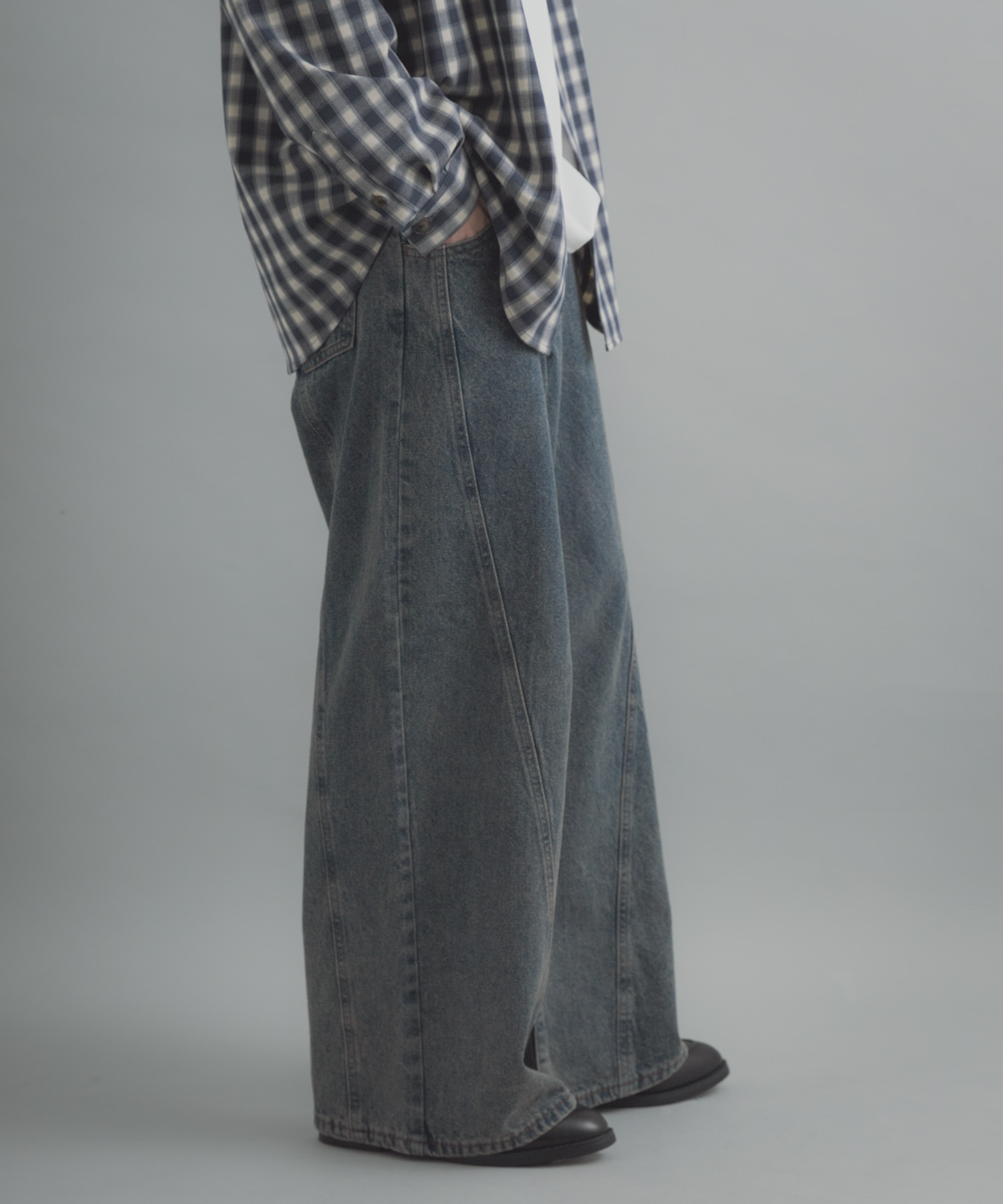 身長 : 173cm サイズ : L