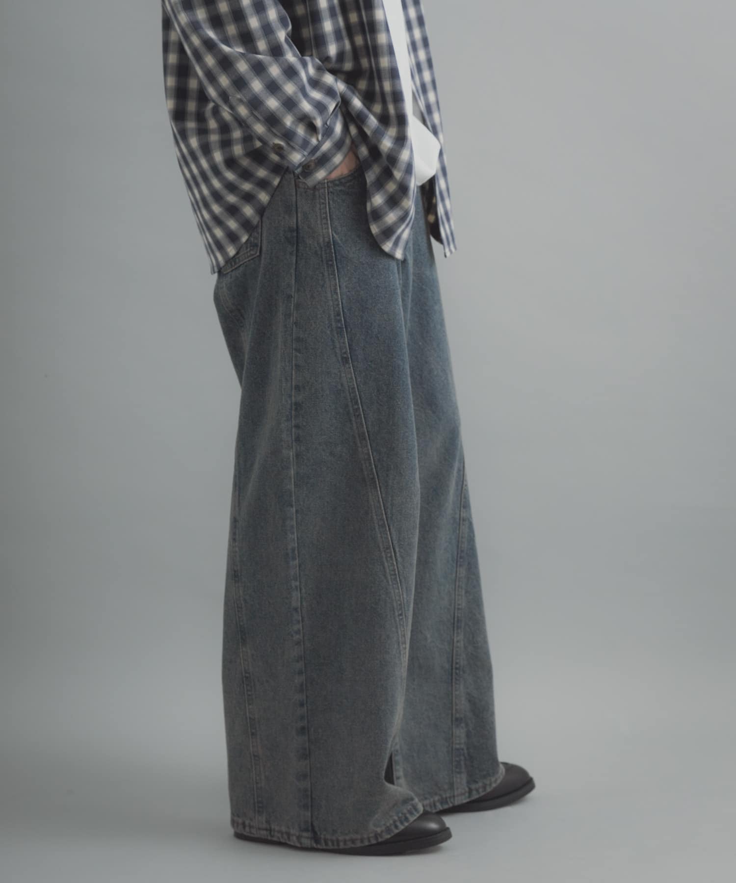 身長 : 173cm サイズ : L