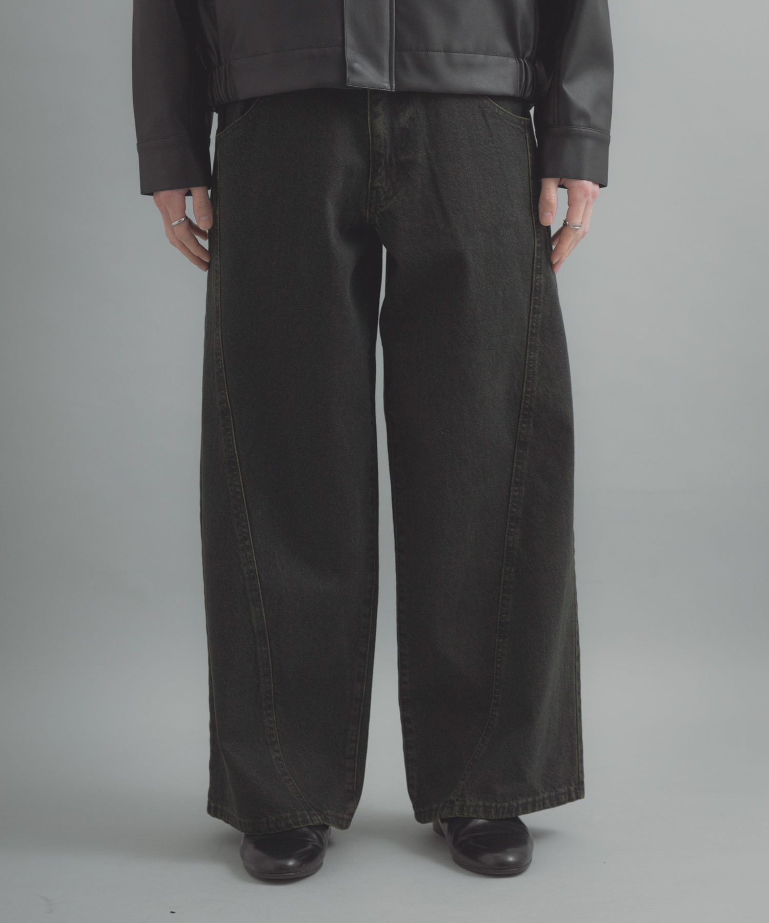 身長 : 173cm サイズ : M