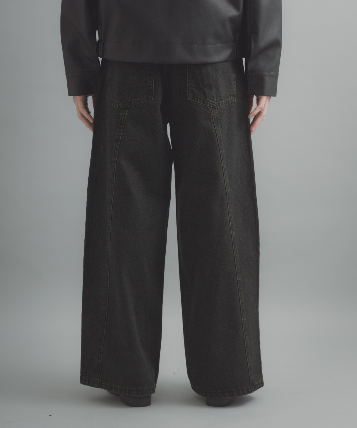 身長 : 173cm サイズ : M